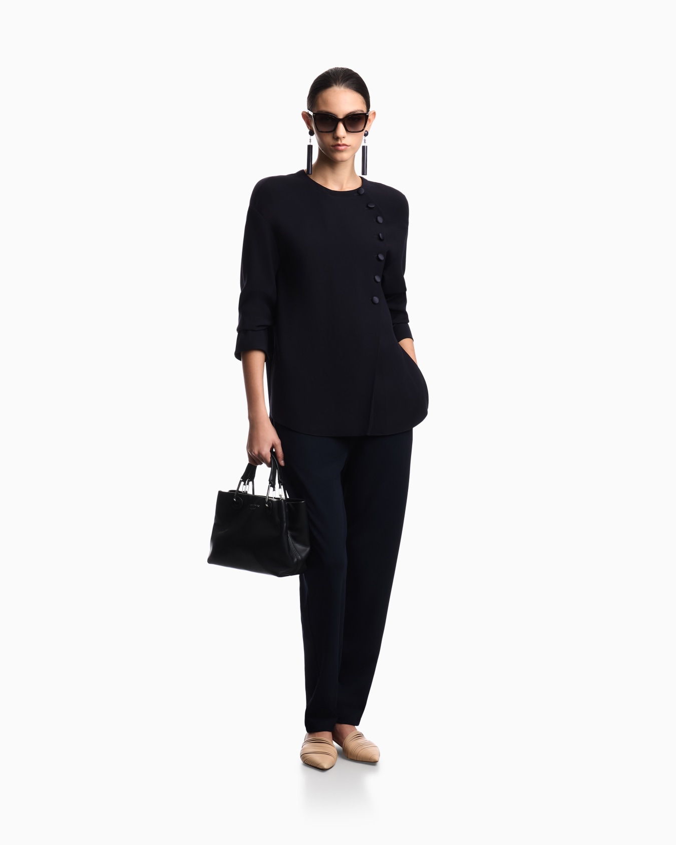 Blouse with asymmetrical closure in technical cady Slide 1