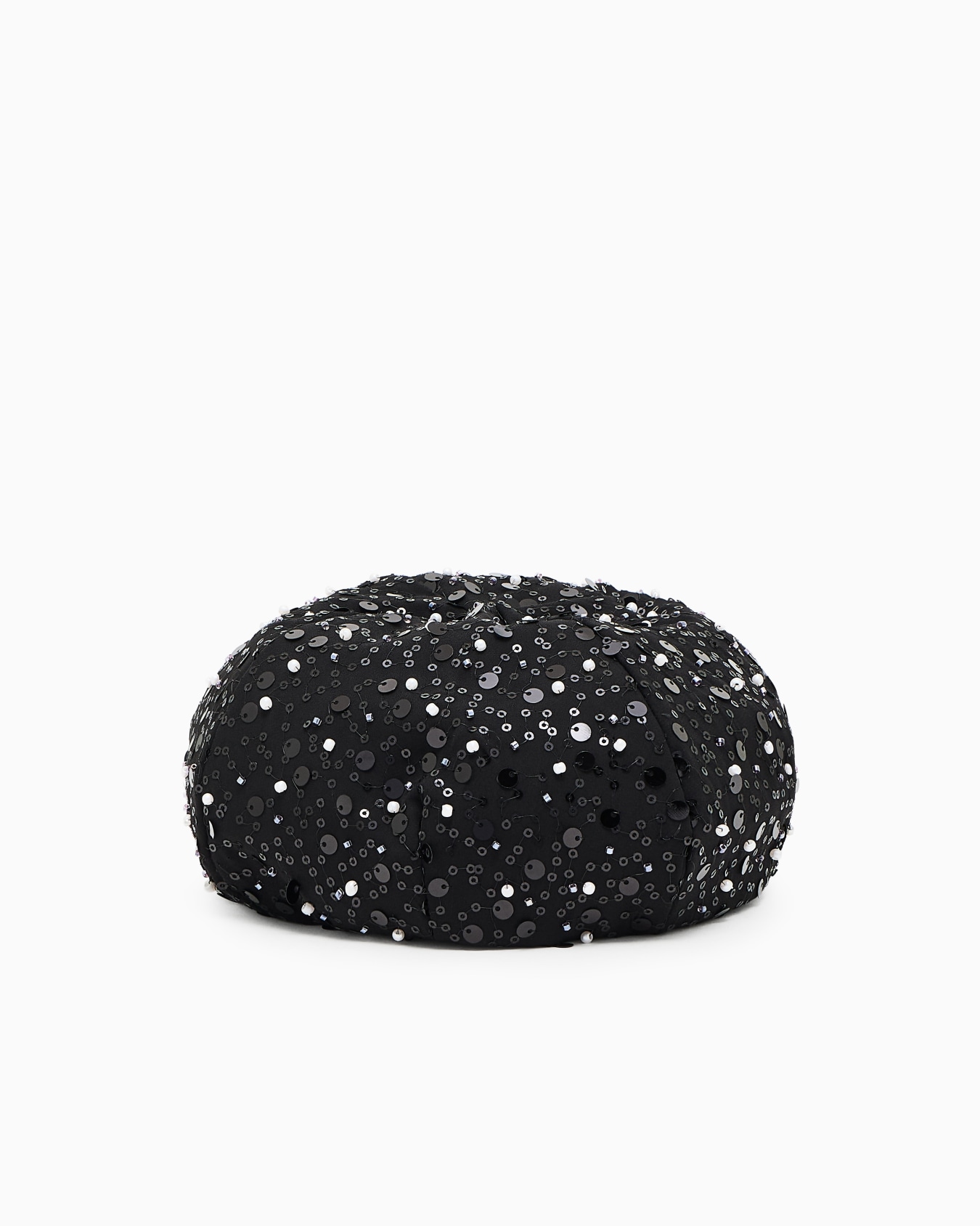 Georgette beret with beads and sequins Slide 0