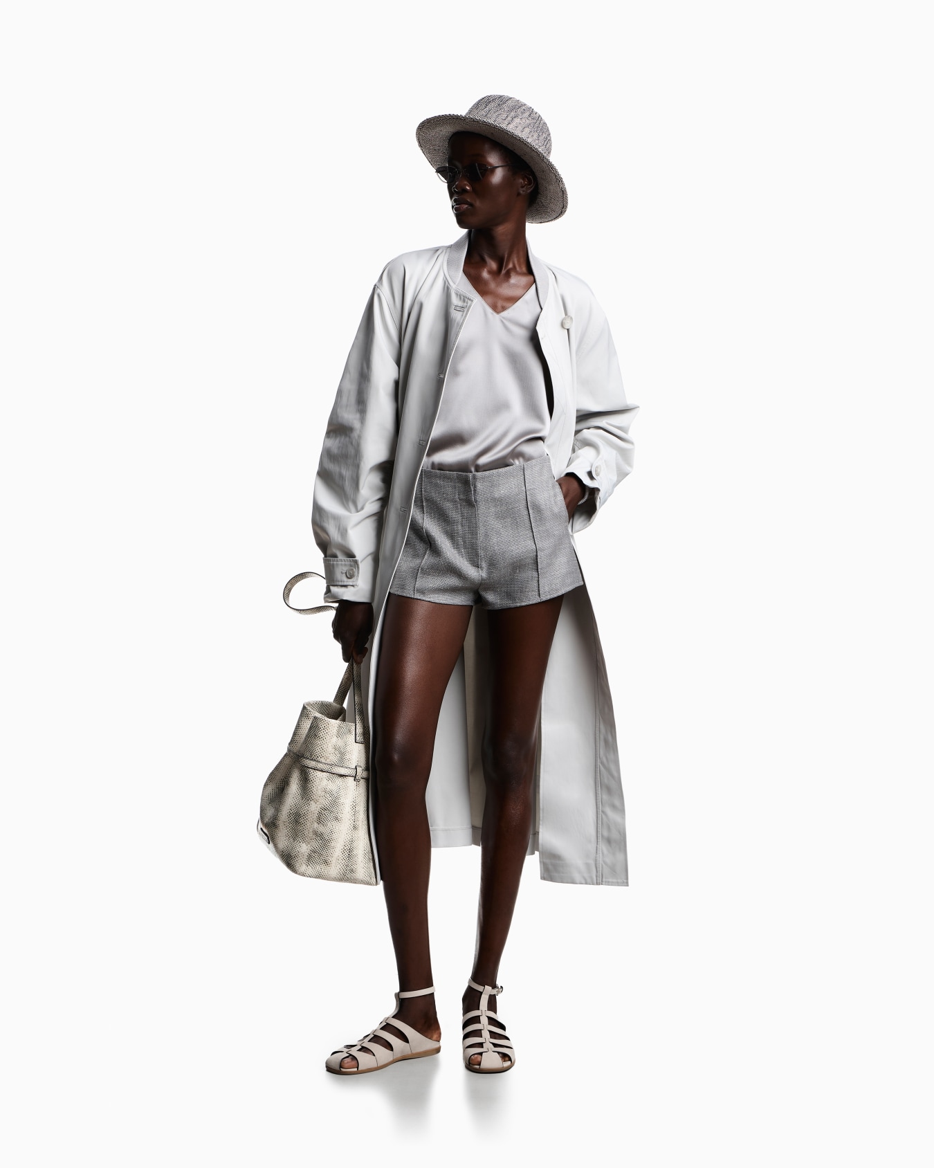 ツーピース風トレンチコート 撥水テクニカルコットン  スライドする 2