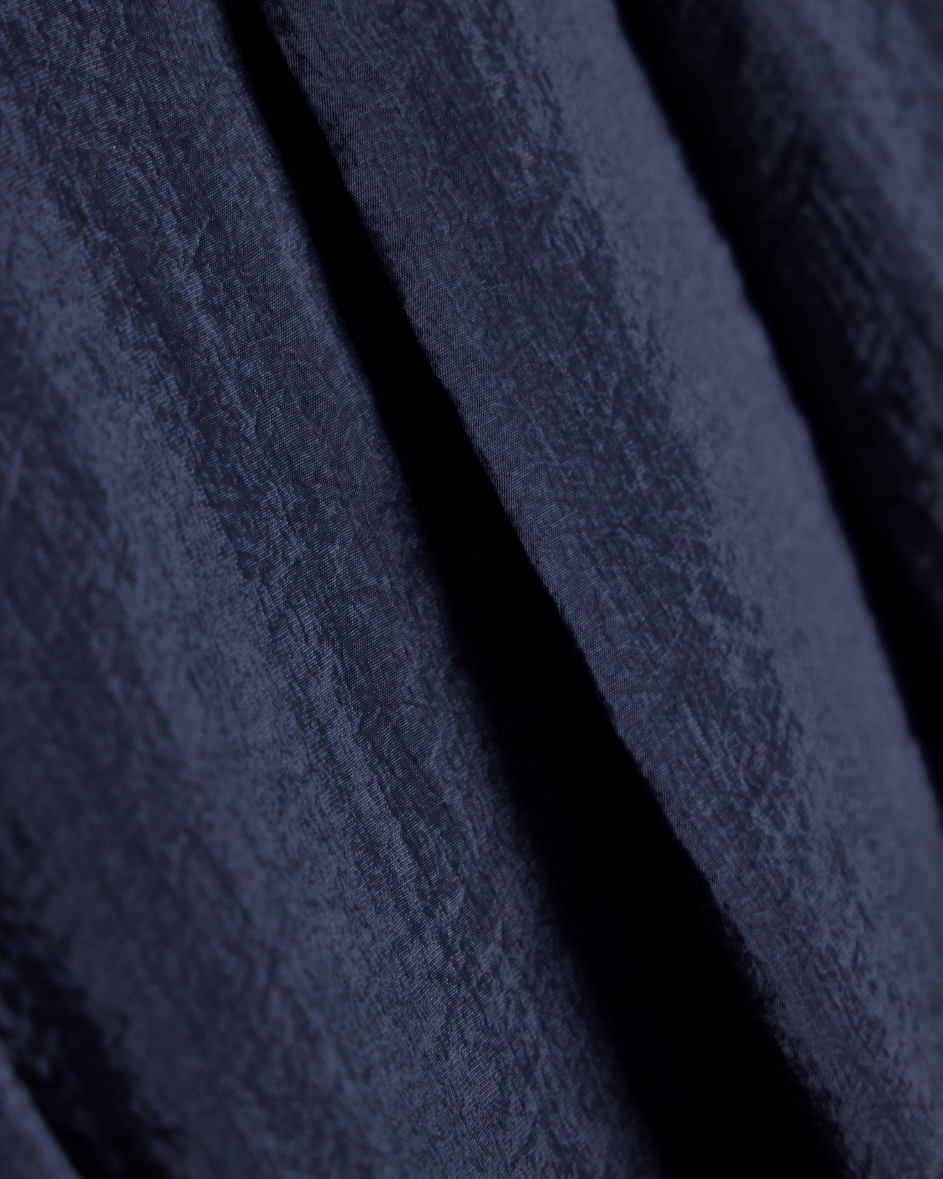 Technical crepon trousers Slide 4