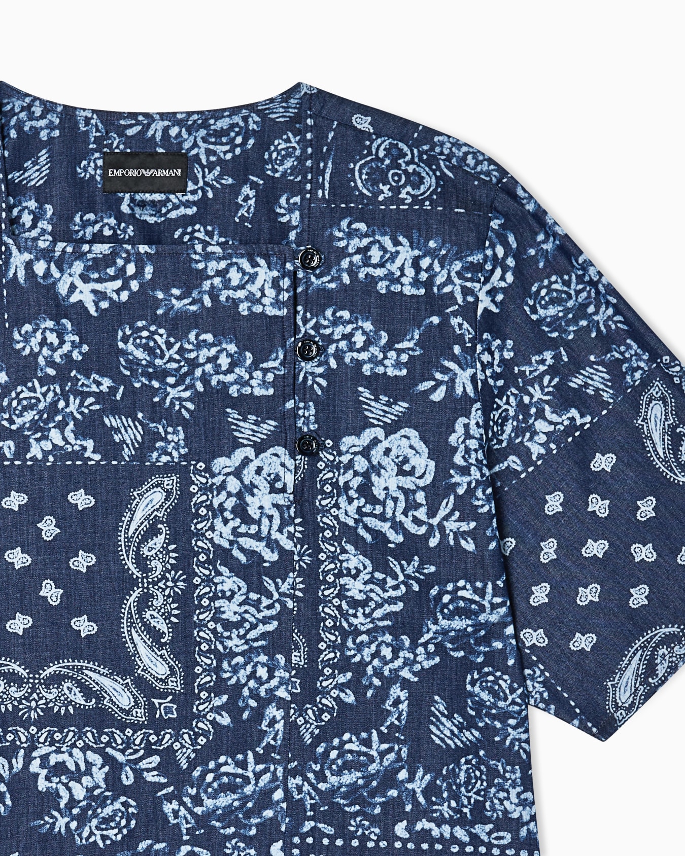 Bandana-print chambray blouse Slide 4