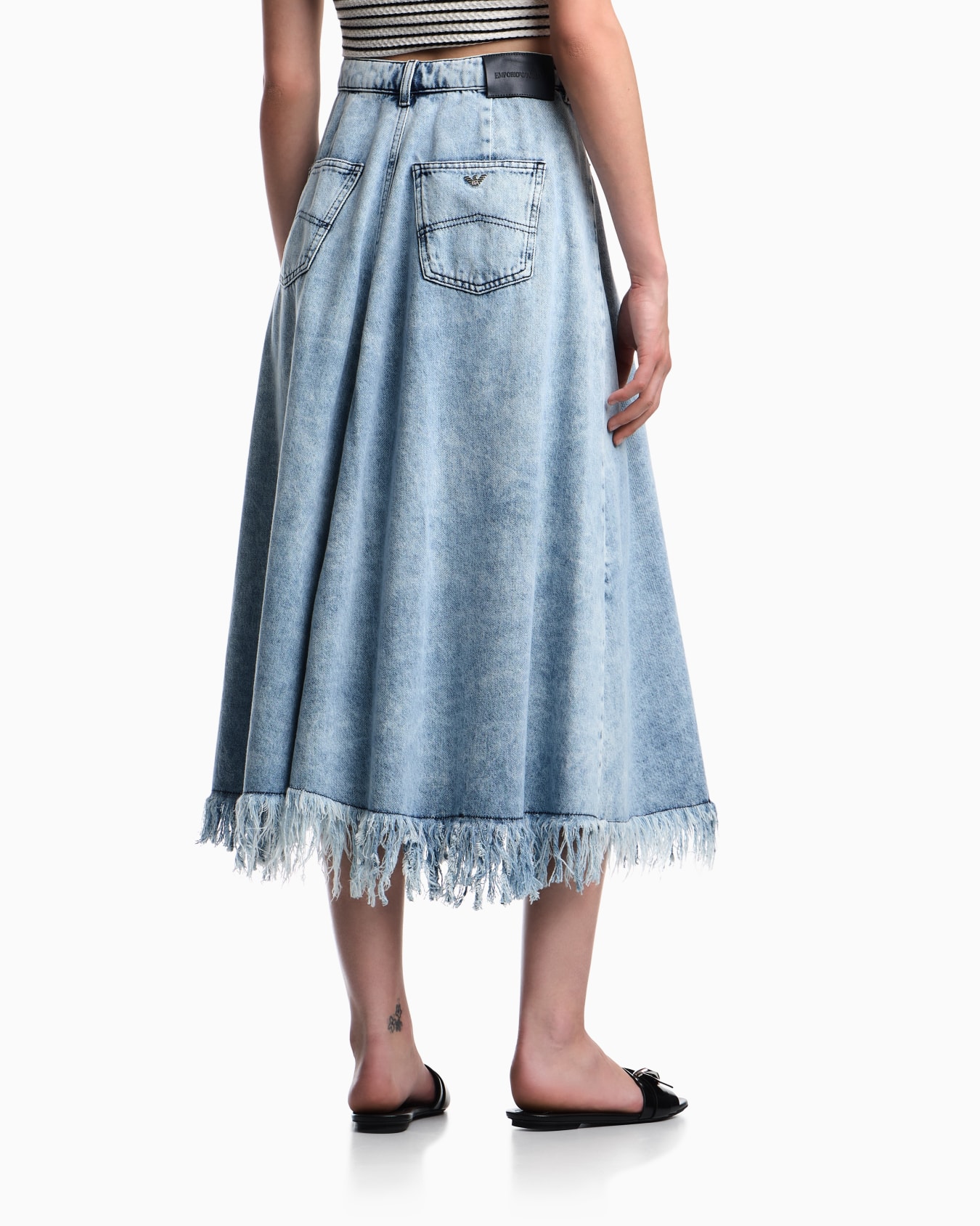 Midi skirt in vintage-look denim with fringes Slide 3
