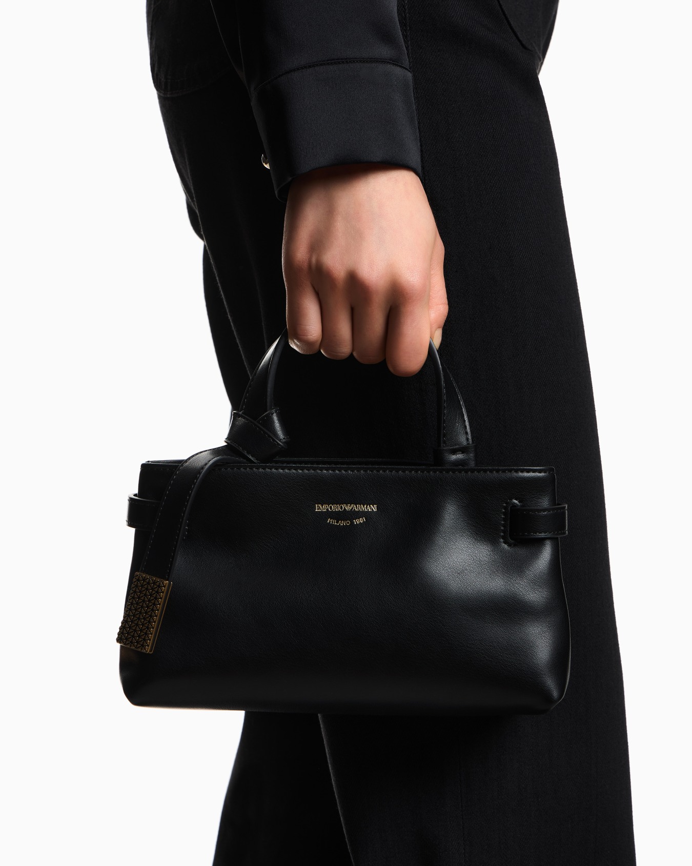 Smooth leather mini bag Slide 5