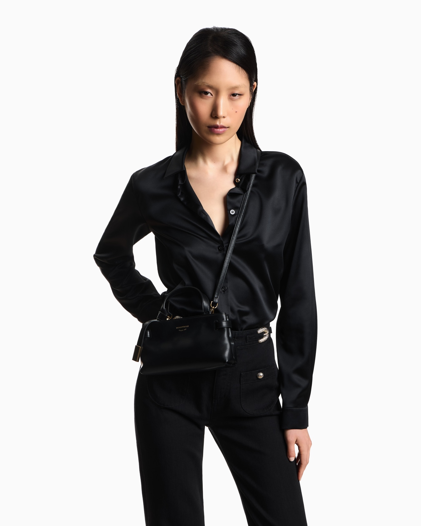 Smooth leather mini bag Slide 6