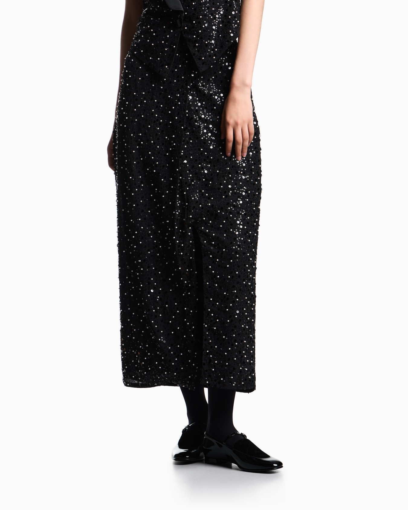 Georgette skirt with all-over beads and sequins Slide 3