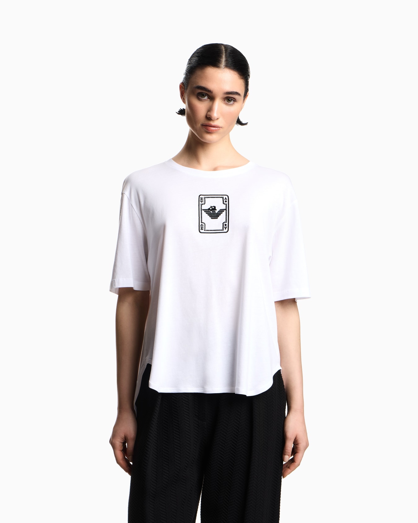 Jersey T-shirt with embroidery Slide 3