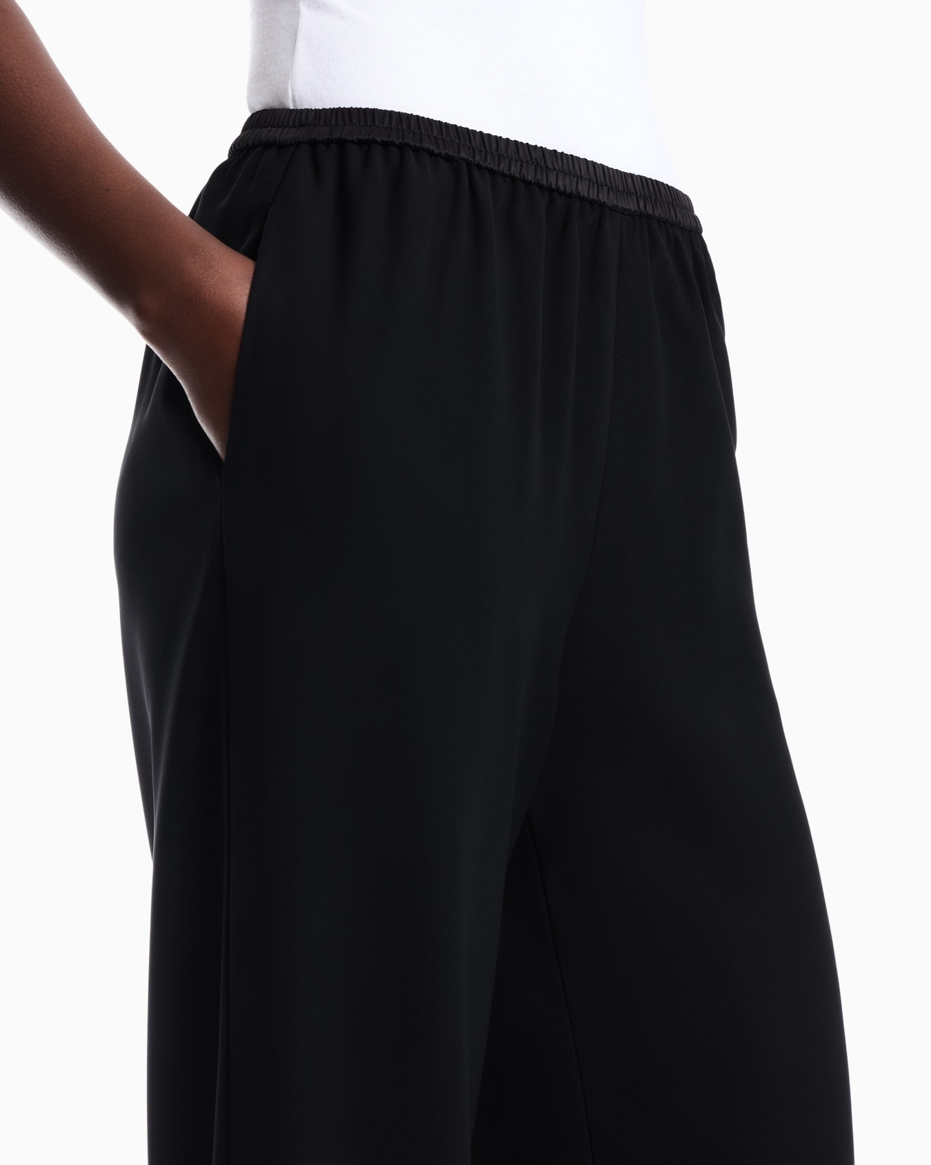 Pantalon large en cady technique avec taille élastique Diapositive 6