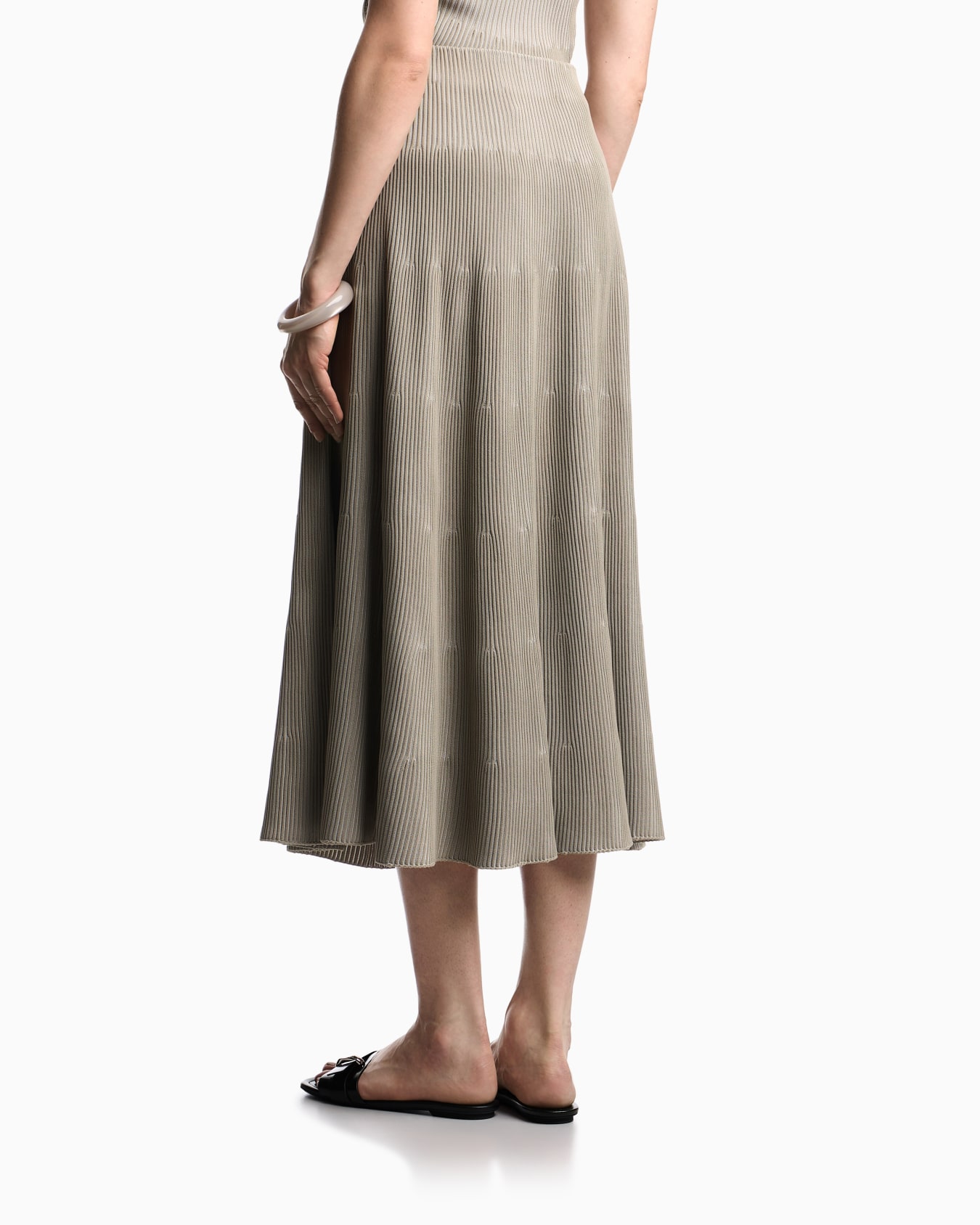 Long skirt in knit with interrib effect Slide 2