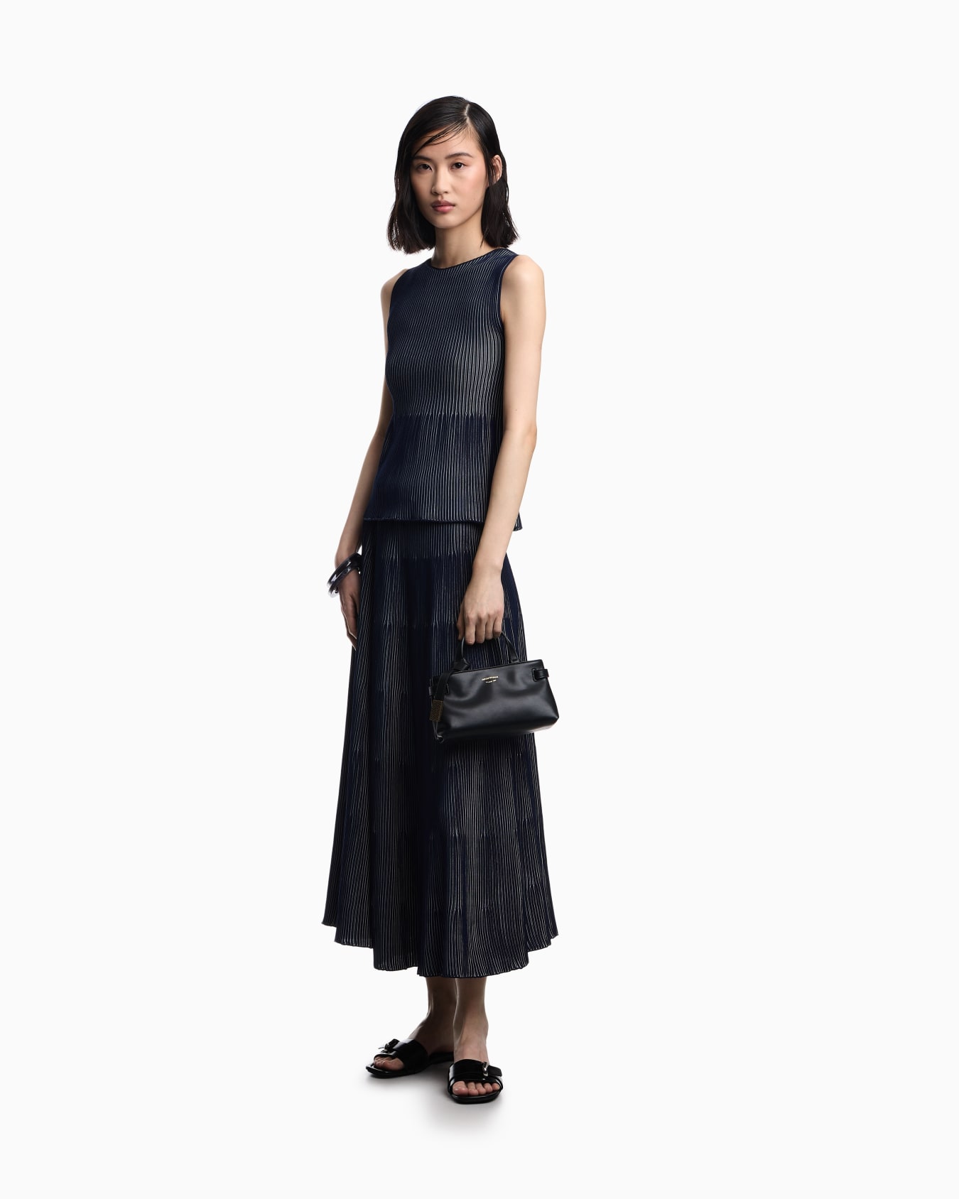 Long skirt in knit with interrib effect Slide 1