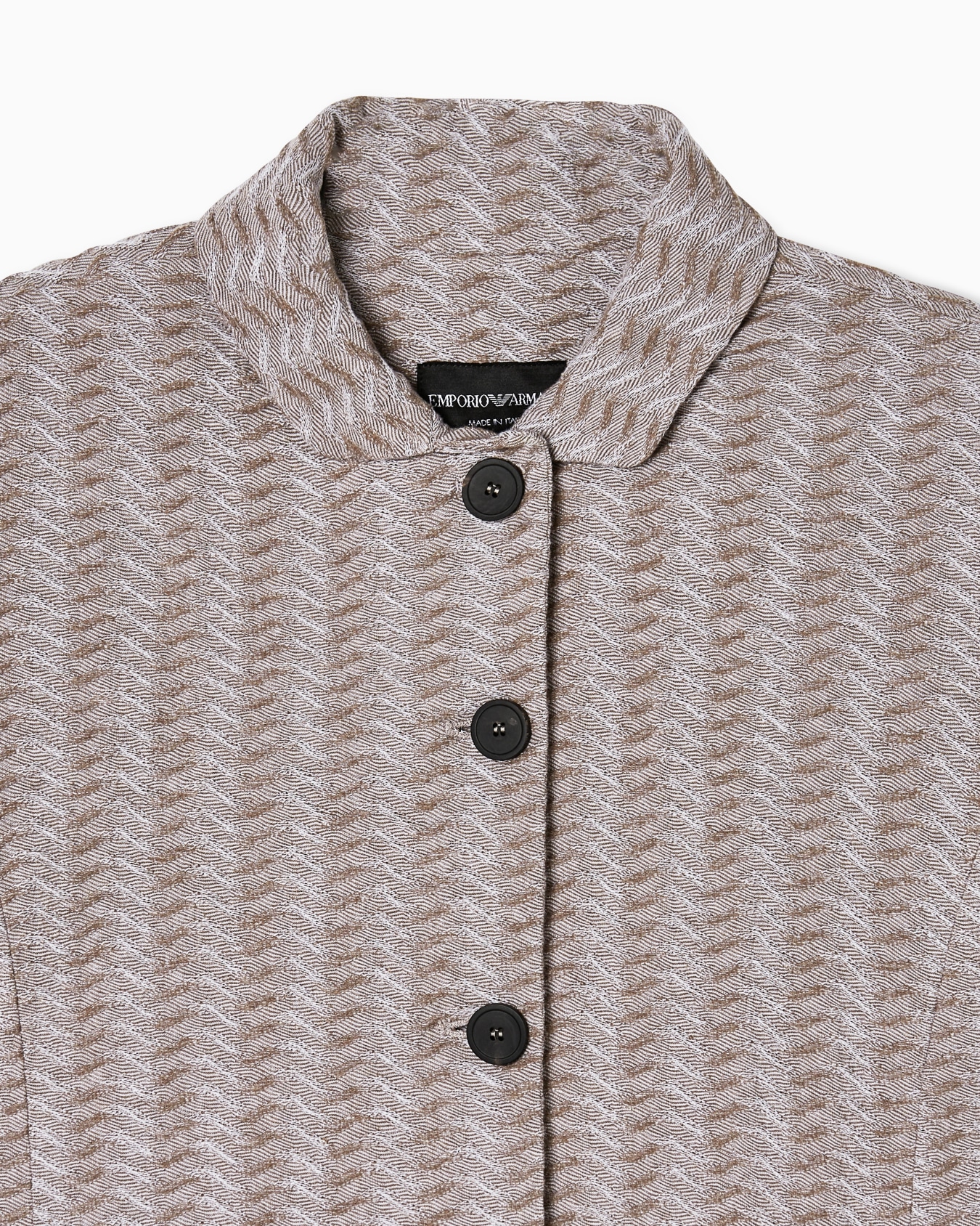 Embossed wave jacquard jacket Slide 4