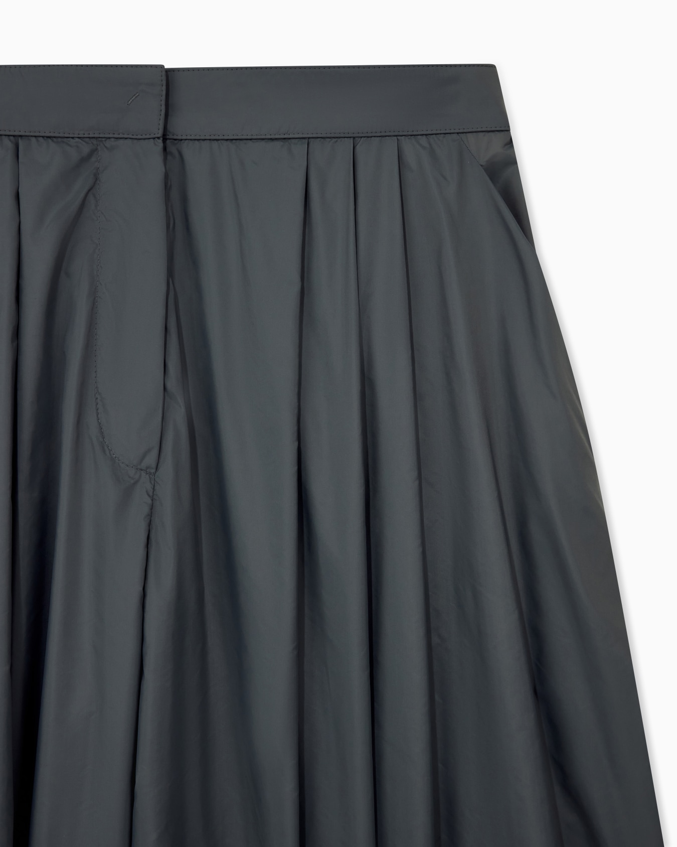 Lightweight nylon wide-leg trousers Slide 2