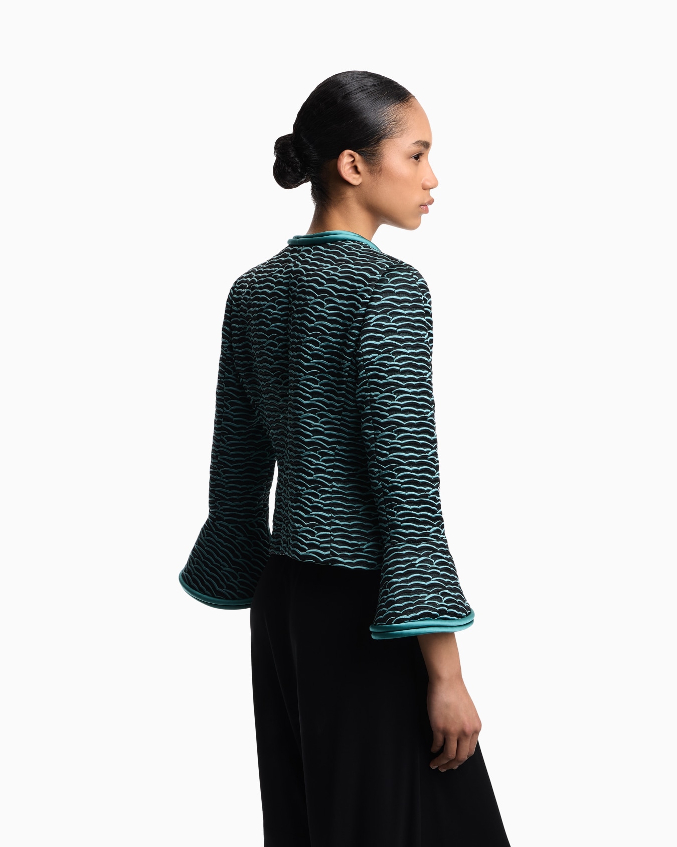 Flared-sleeved jacket in wavy waffle jacquard Slide 3