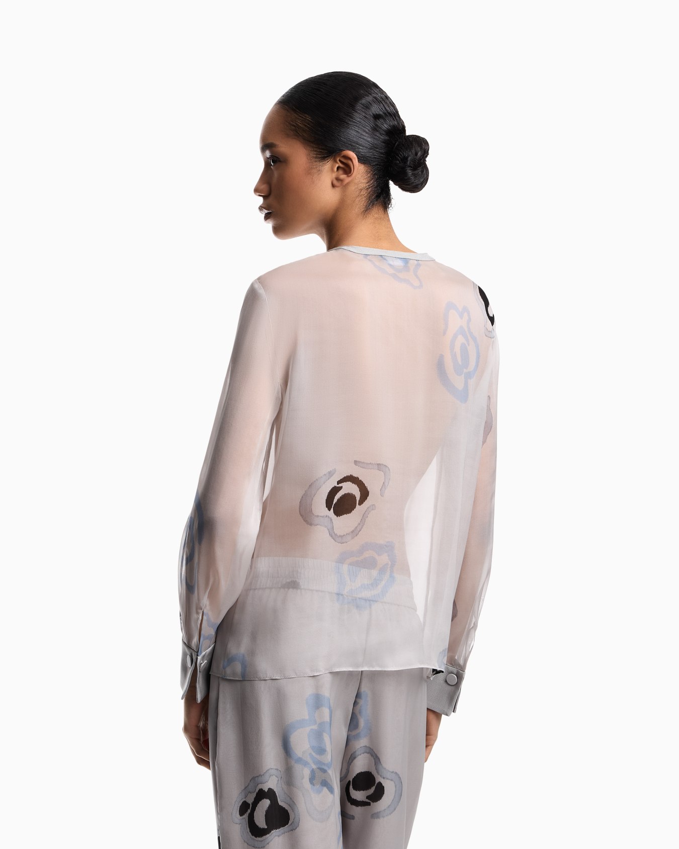 Silk chiffon blouse with watercolour-effect floral print Slide 3