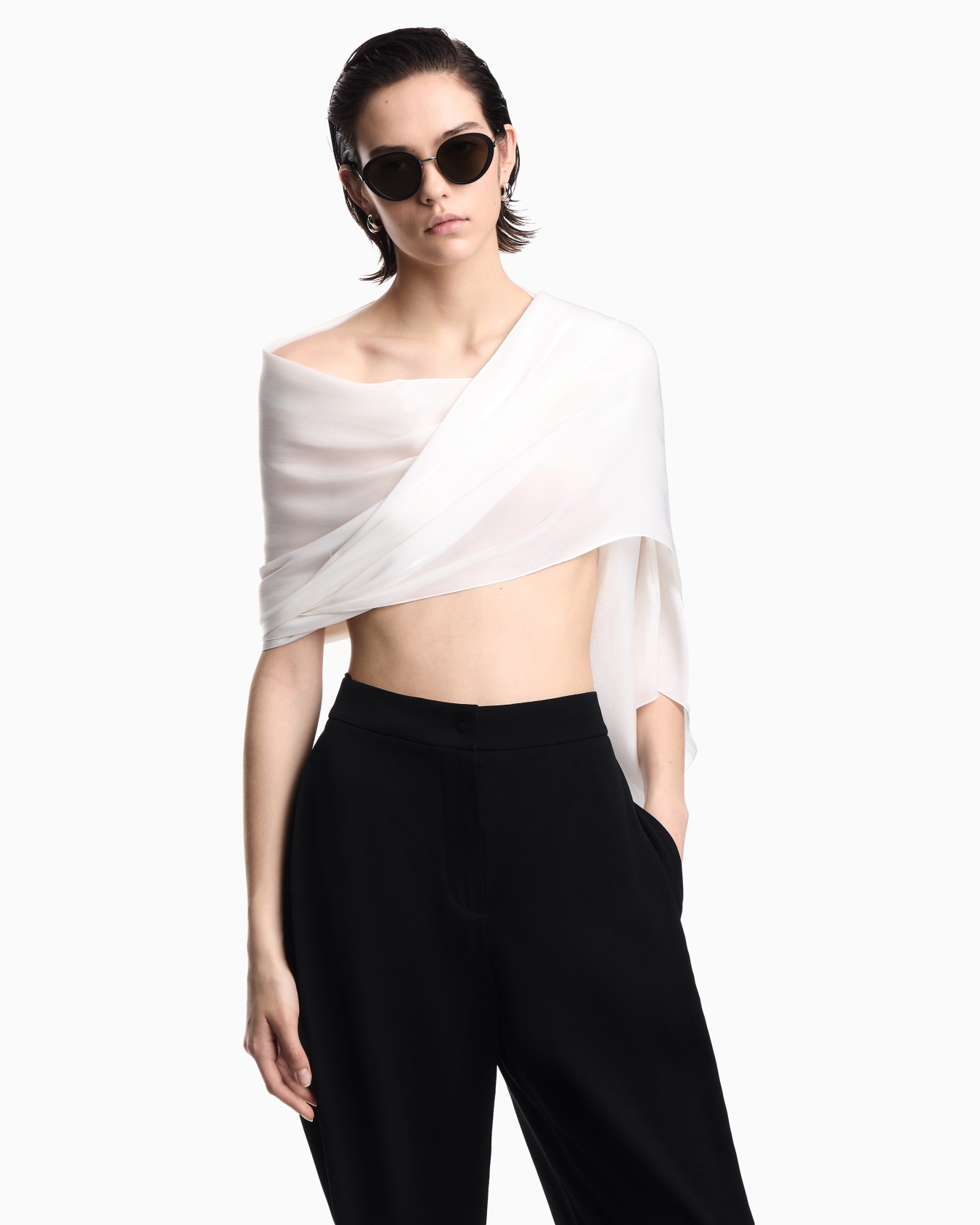 Scialle con manica in tessuto cangiante Slide 2