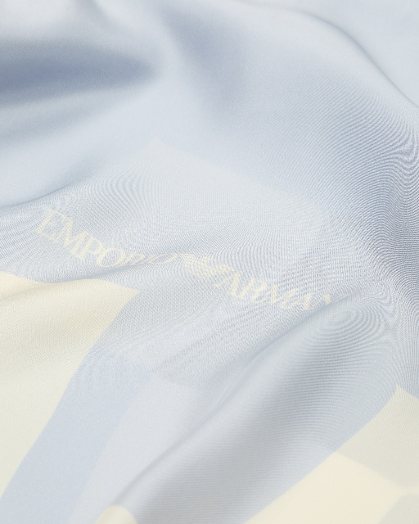 Pure silk foulard with a check frame Slide 1