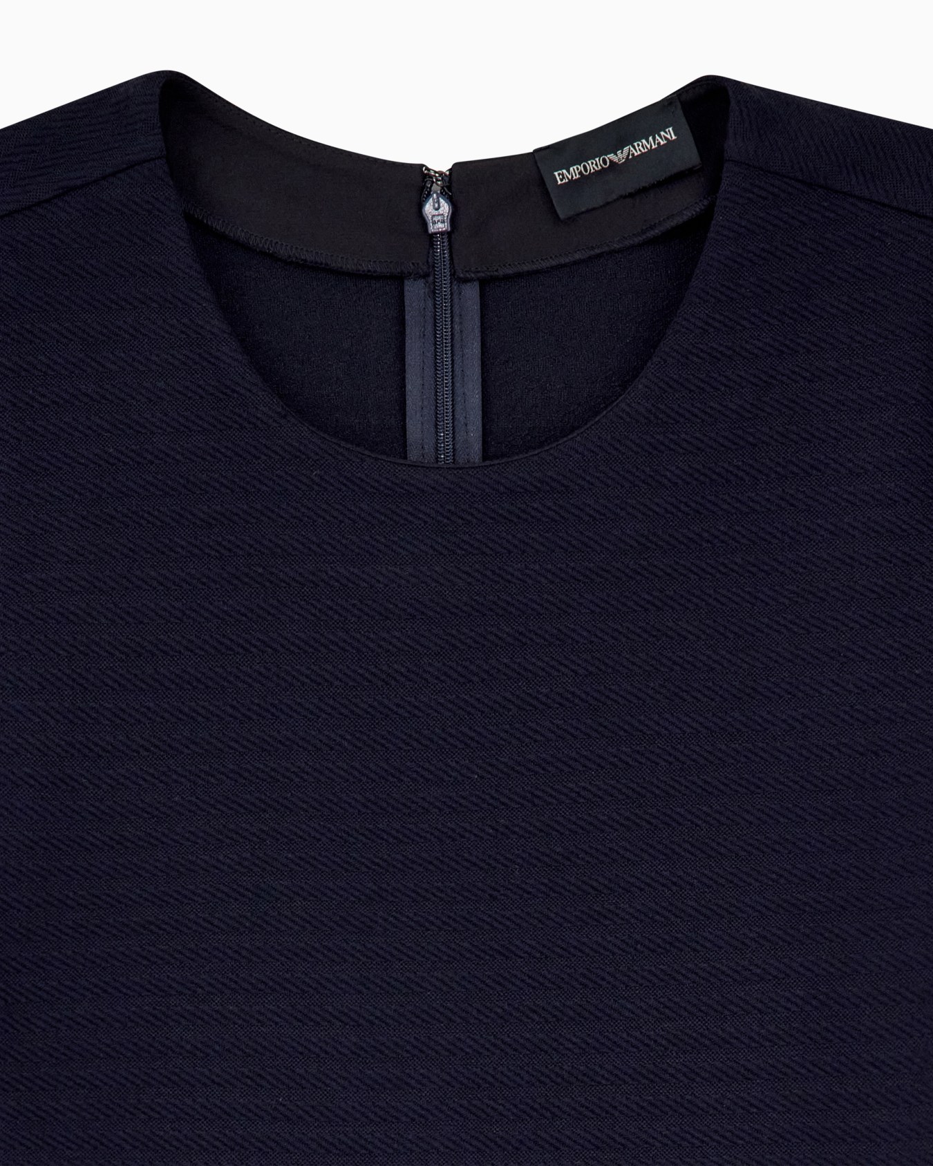 Dress in jersey jacquard with short sleeves and flared skirt Slide 3