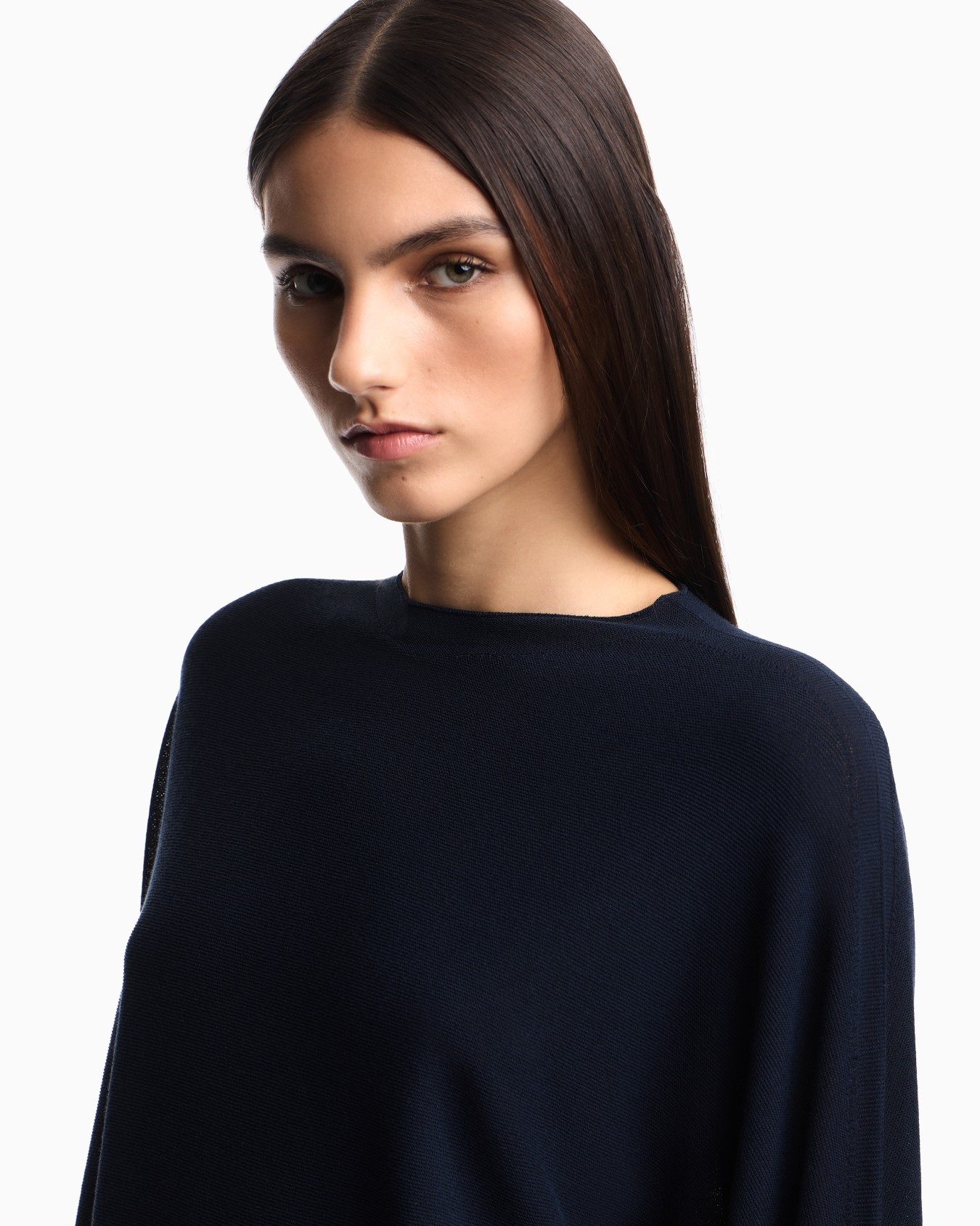 Sweater with links stitch weave Slide 4