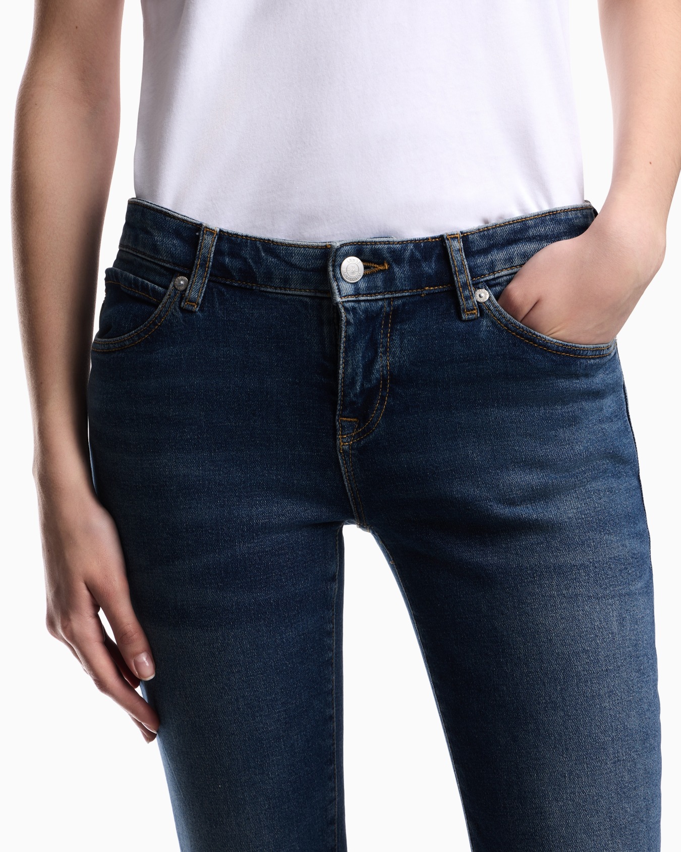 Five-pocket denim trousers Slide 4