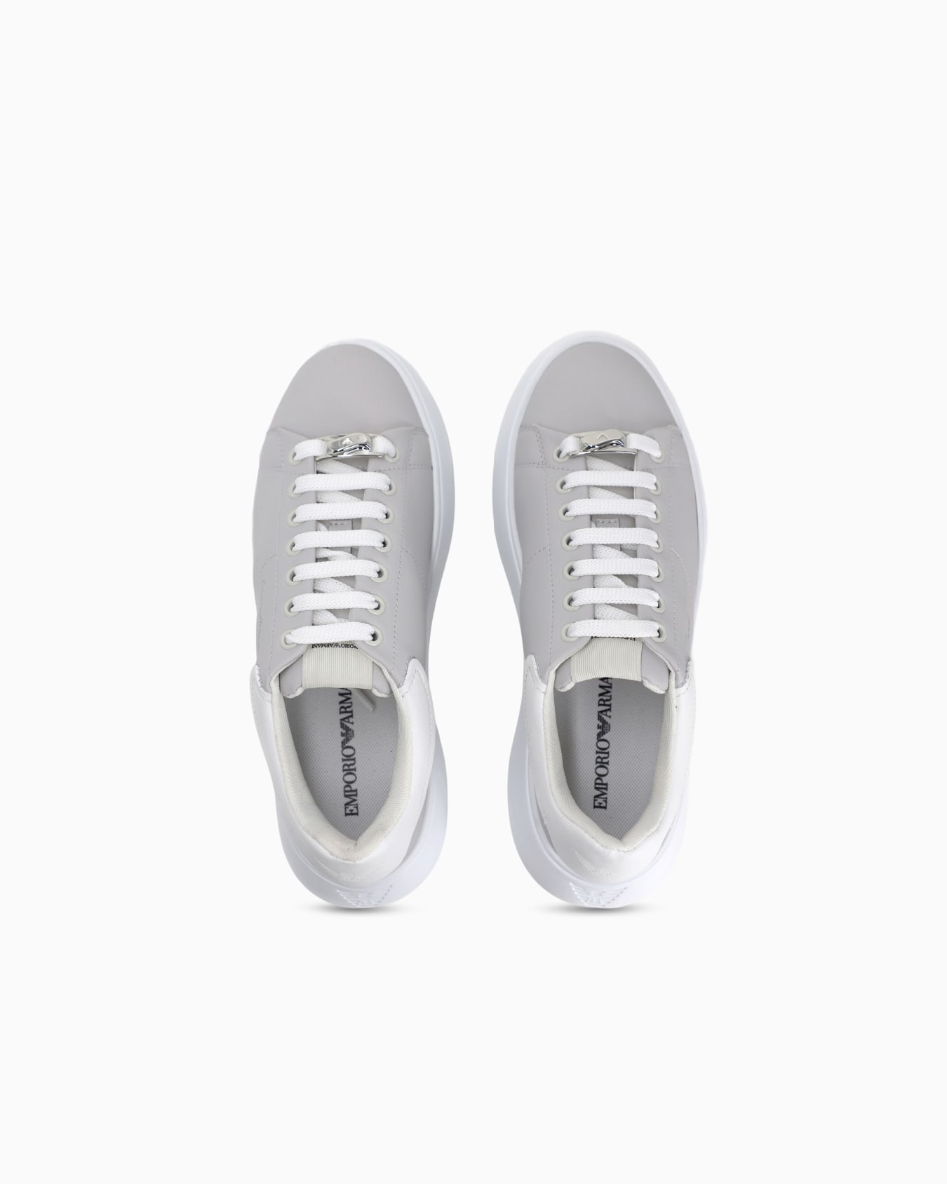Sneaker Icon aus Glattleder mit einer profilierten Sohle Folie 2