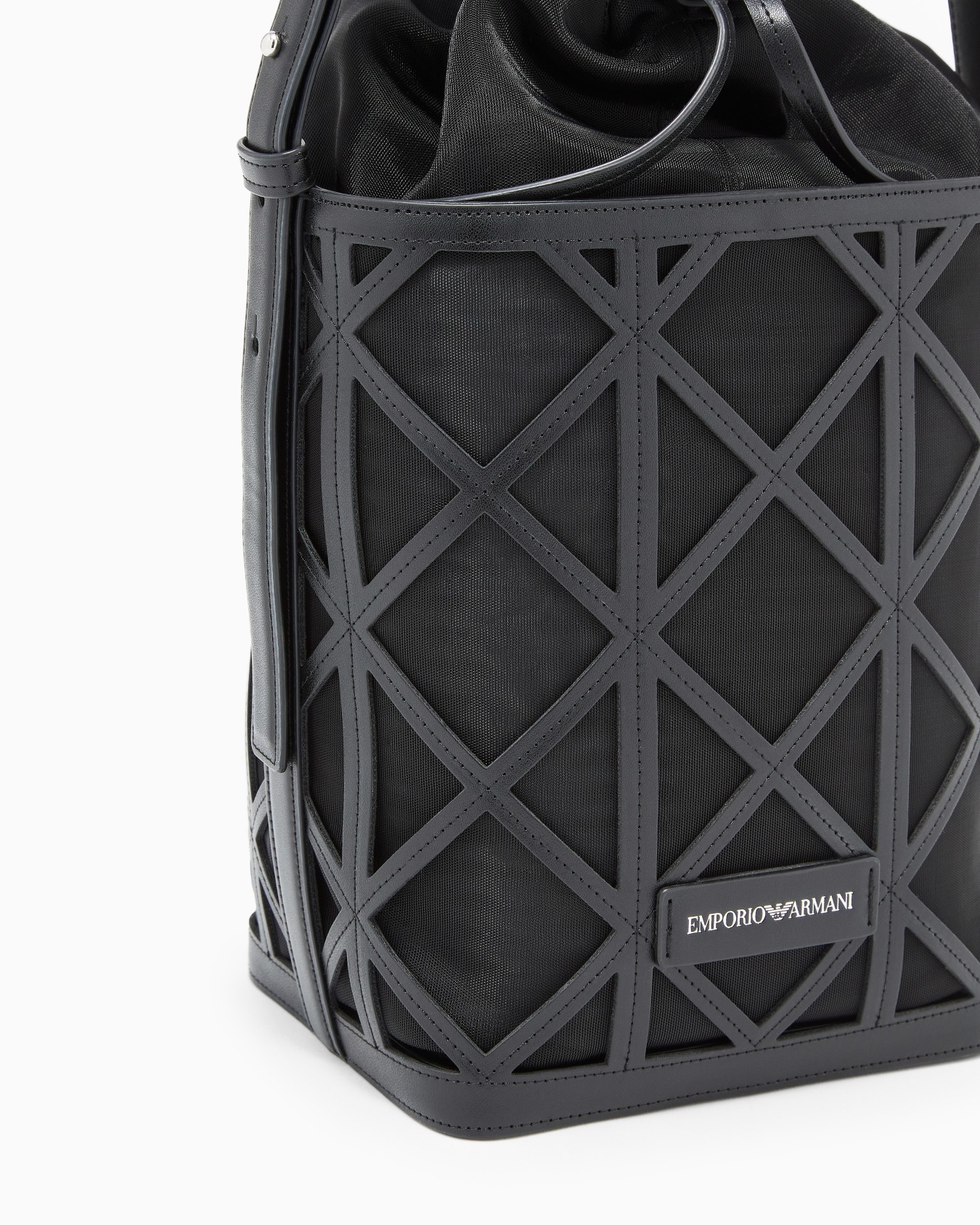 Bolso cubo de piel y malla Diapositiva 4