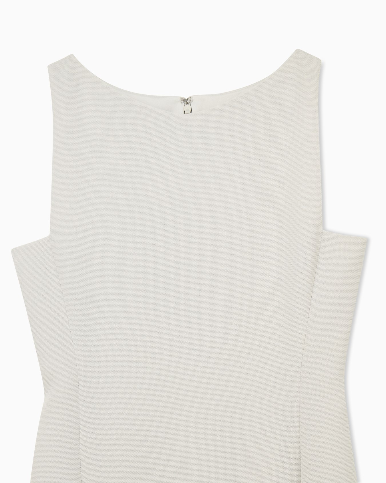 Slim sleeveless dress with a boat neckline and back zip 슬라이드 2