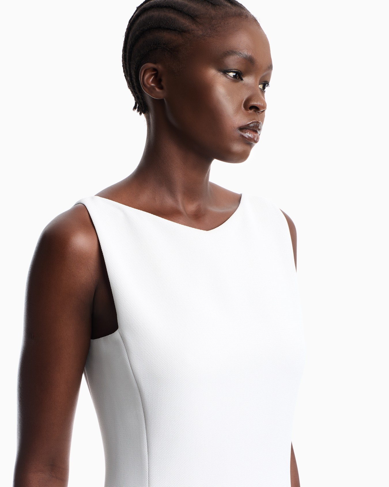 Robe sans manches avec un col bateau et un zip dissimulé Diapositive 5