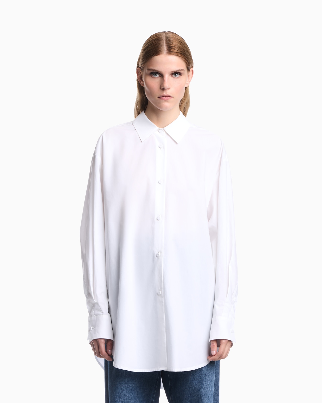 Cotton poplin shirt with a pointed collar and long sleeves Slide 3
