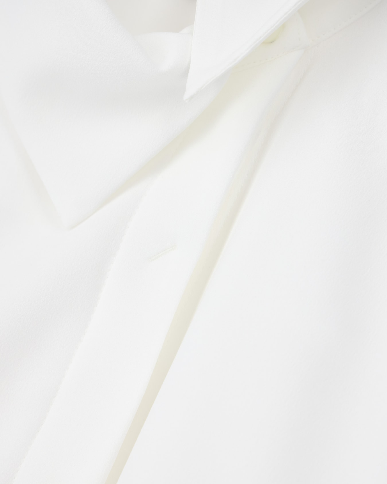 Long-sleeve crepe satin shirt with a hidden button placket Slide 4