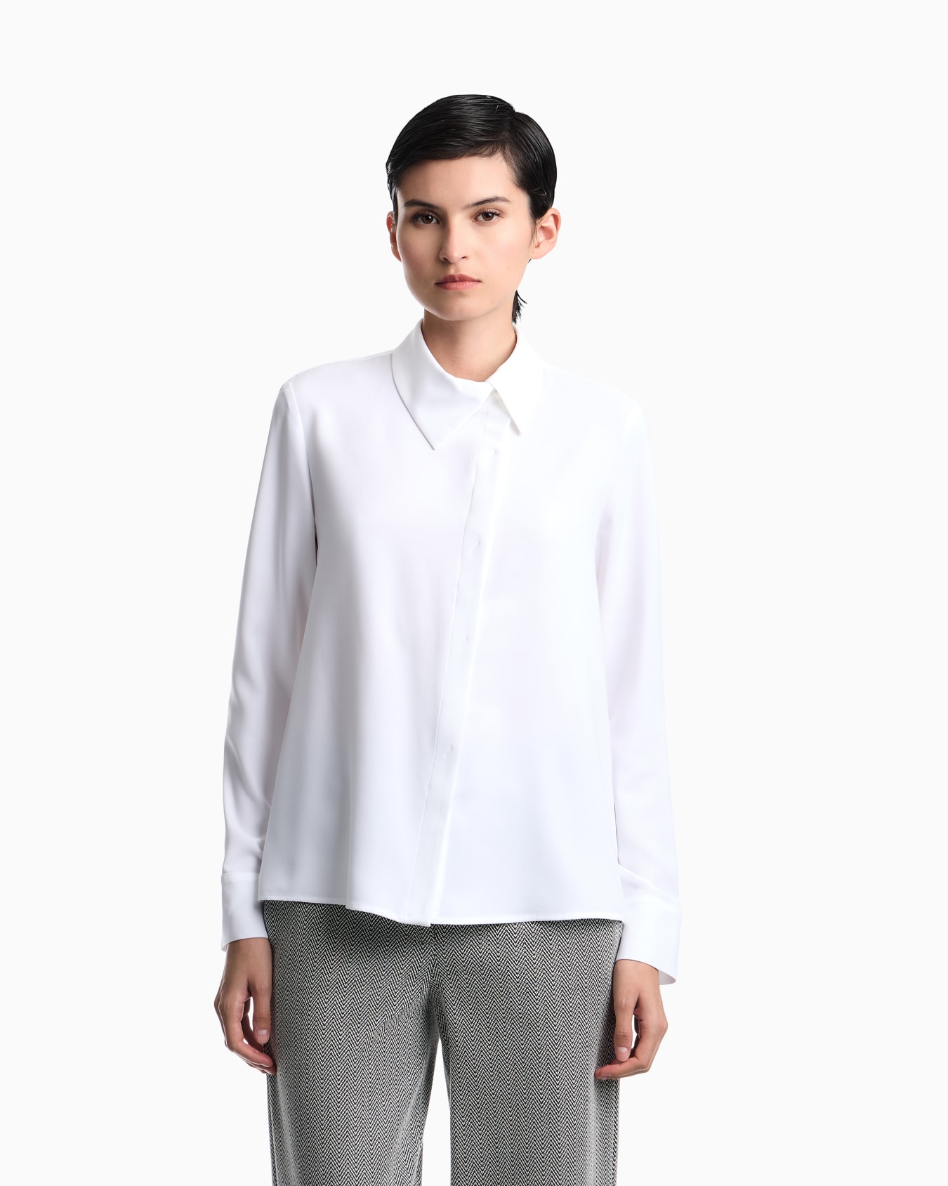 Long-sleeve crepe satin shirt with a hidden button placket Slide 3