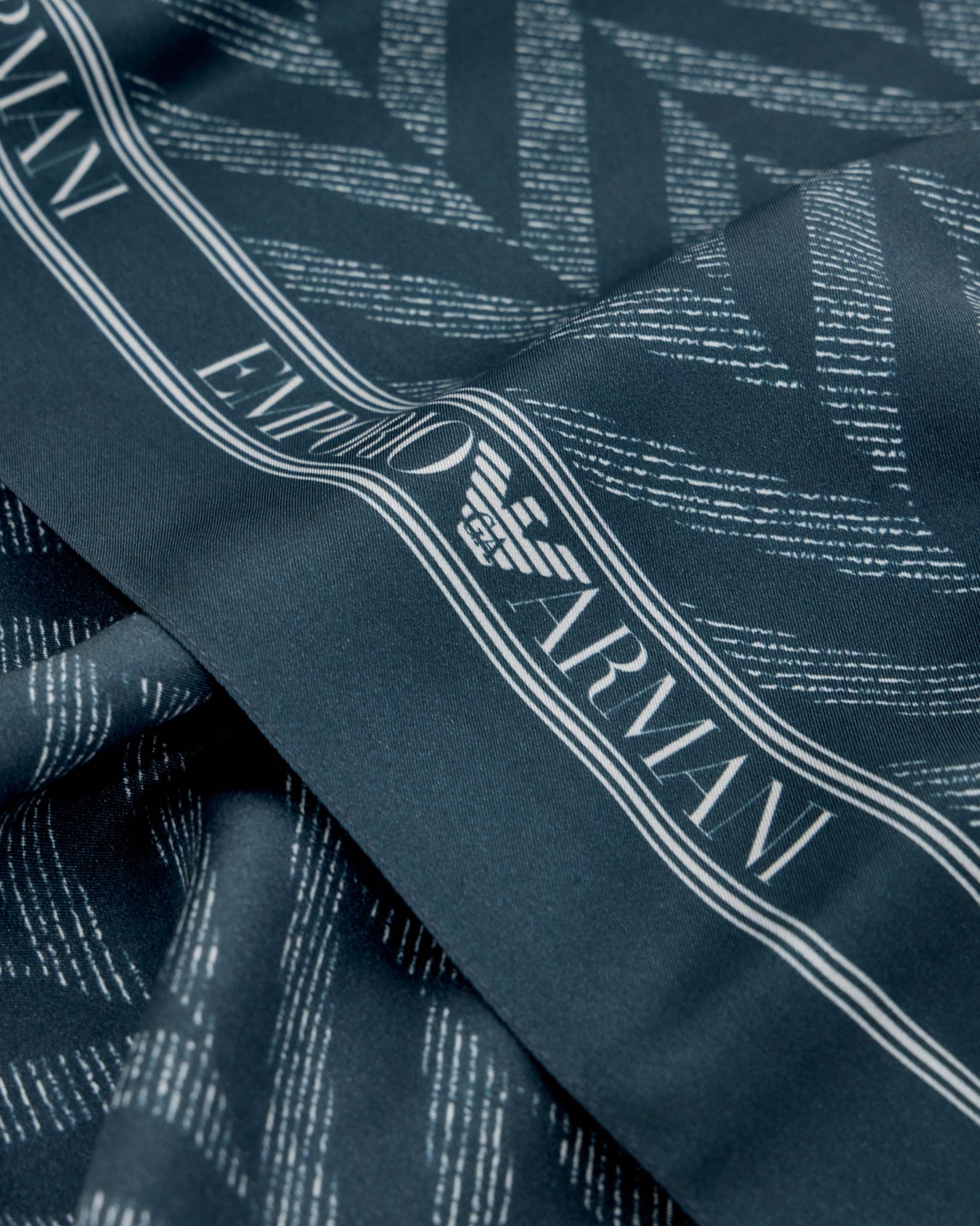 Printed silk twill scarf with a herringbone pattern Slide 1