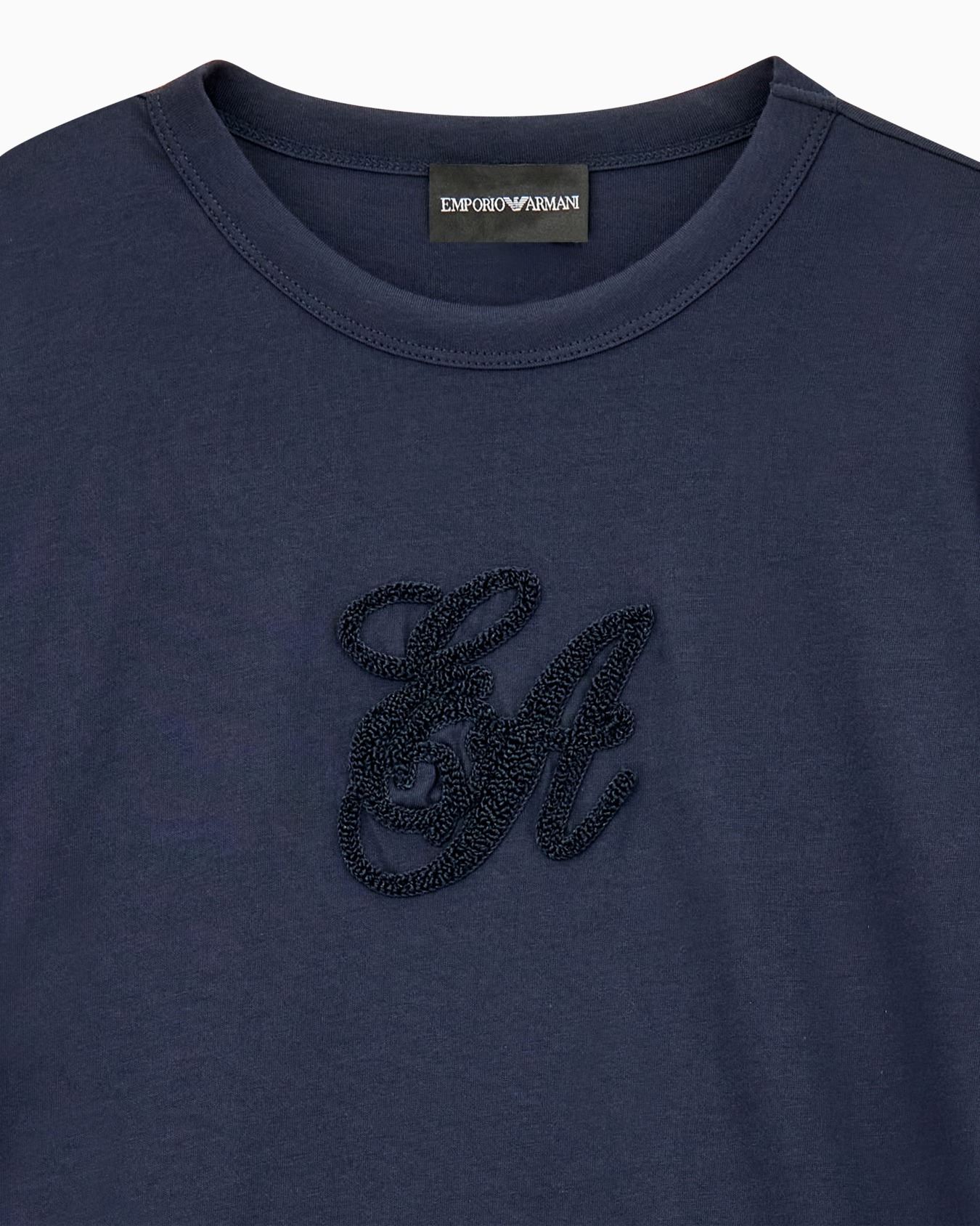 T-shirt jersey in supima cotton with embroidered front logo Slide 2