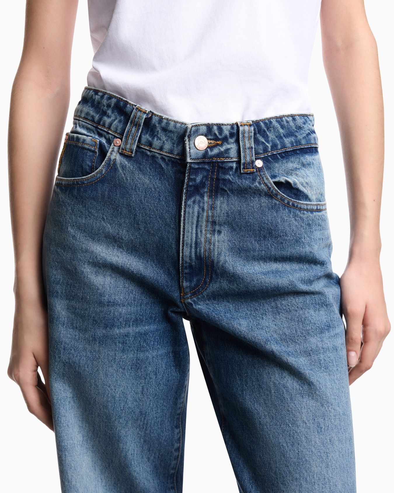 Five-pocket denim trousers Slide 4