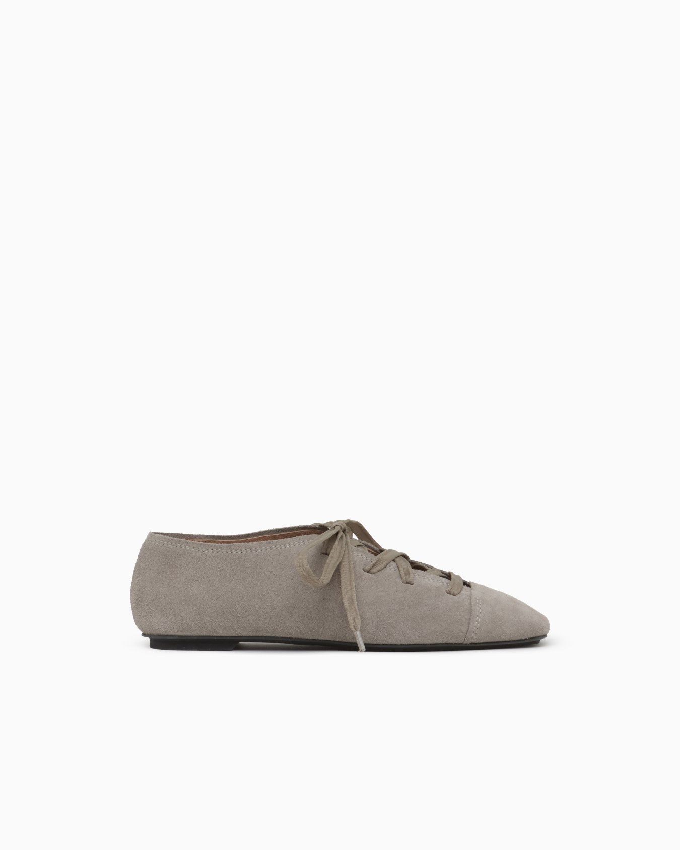Lace-up ballet flats in suede with leather lining Slide 0