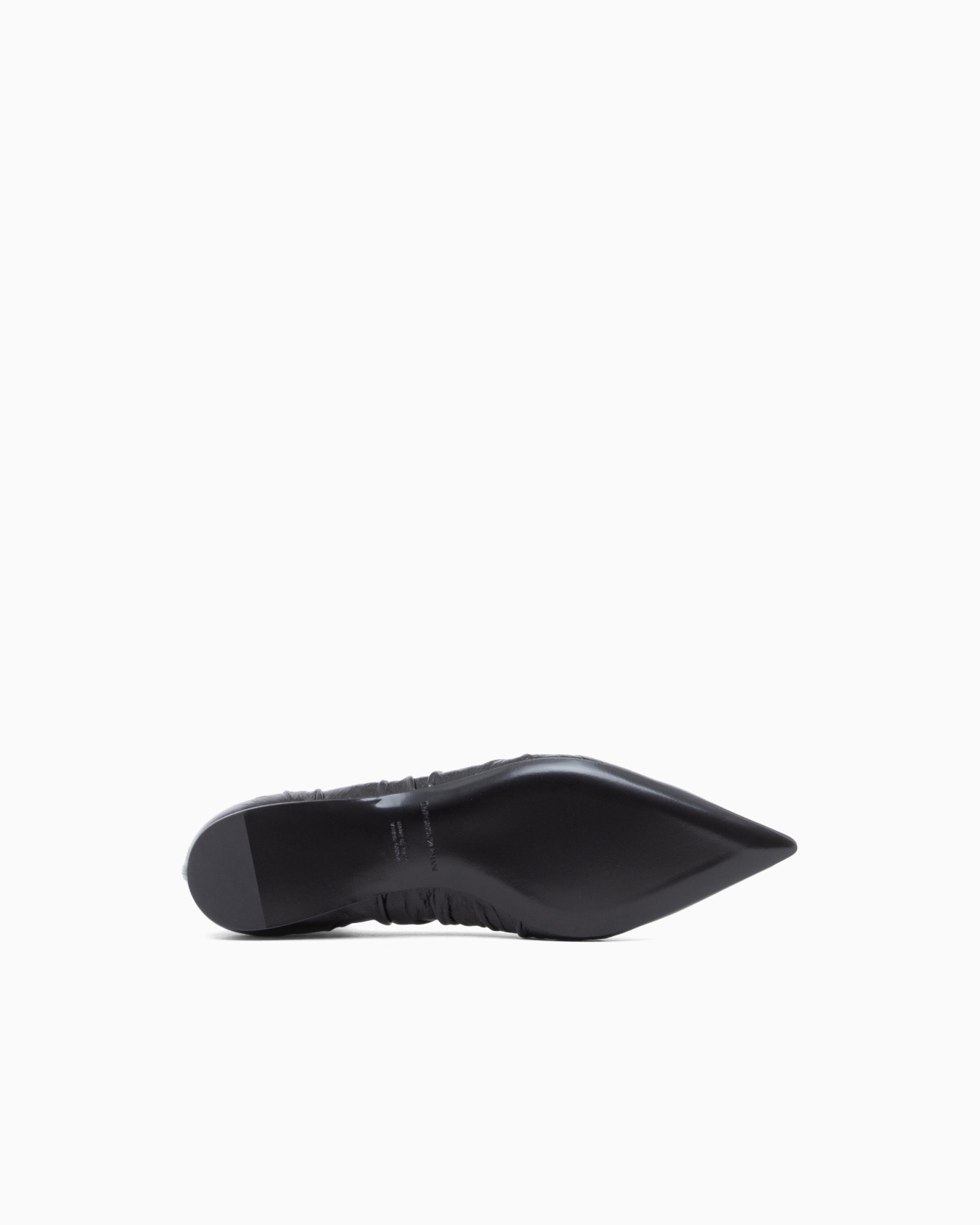 Ballet flats in glossy ruched leather with a pointed toe Slide 5