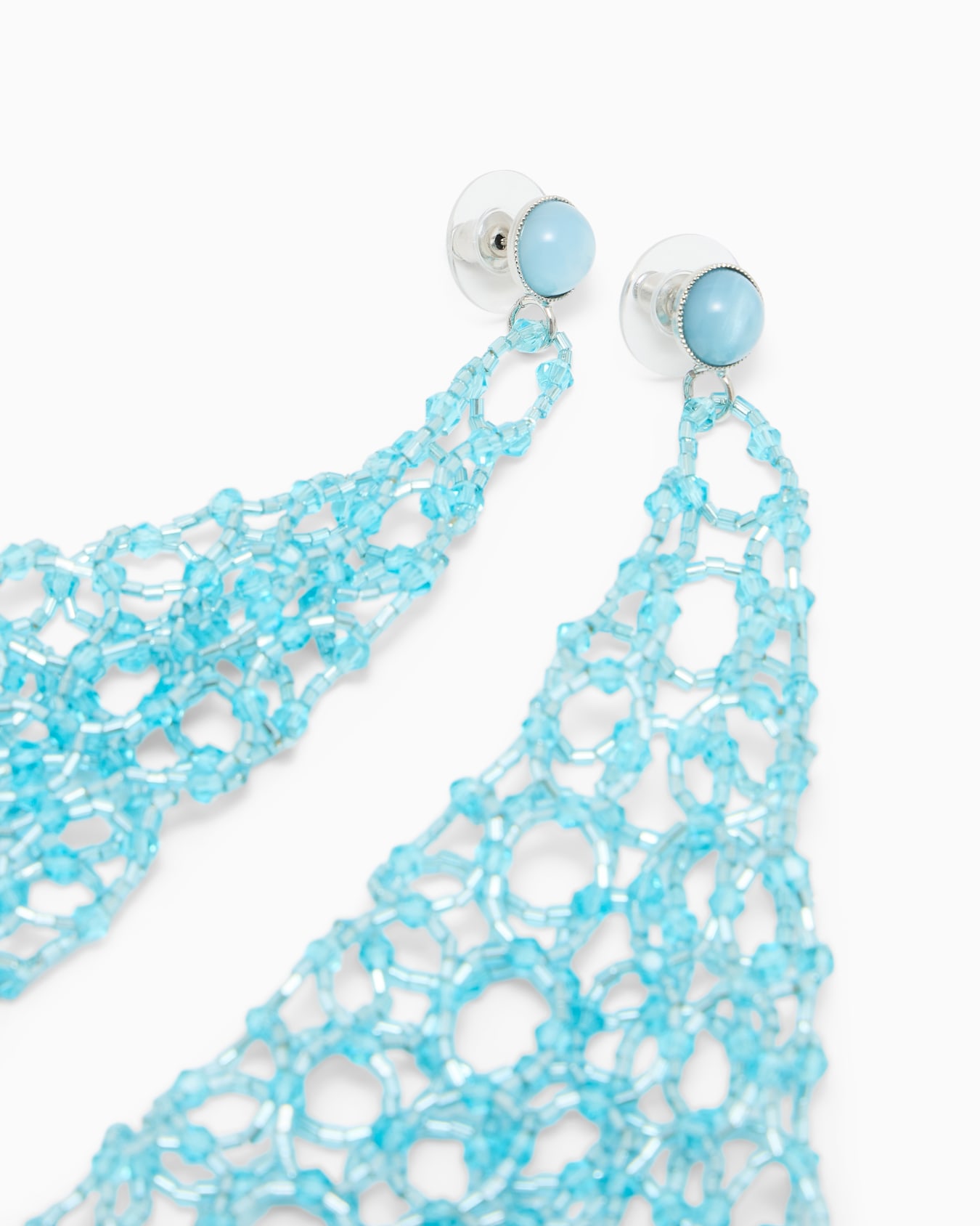 Oversized pendant earrings with cross-link structure Slide 1