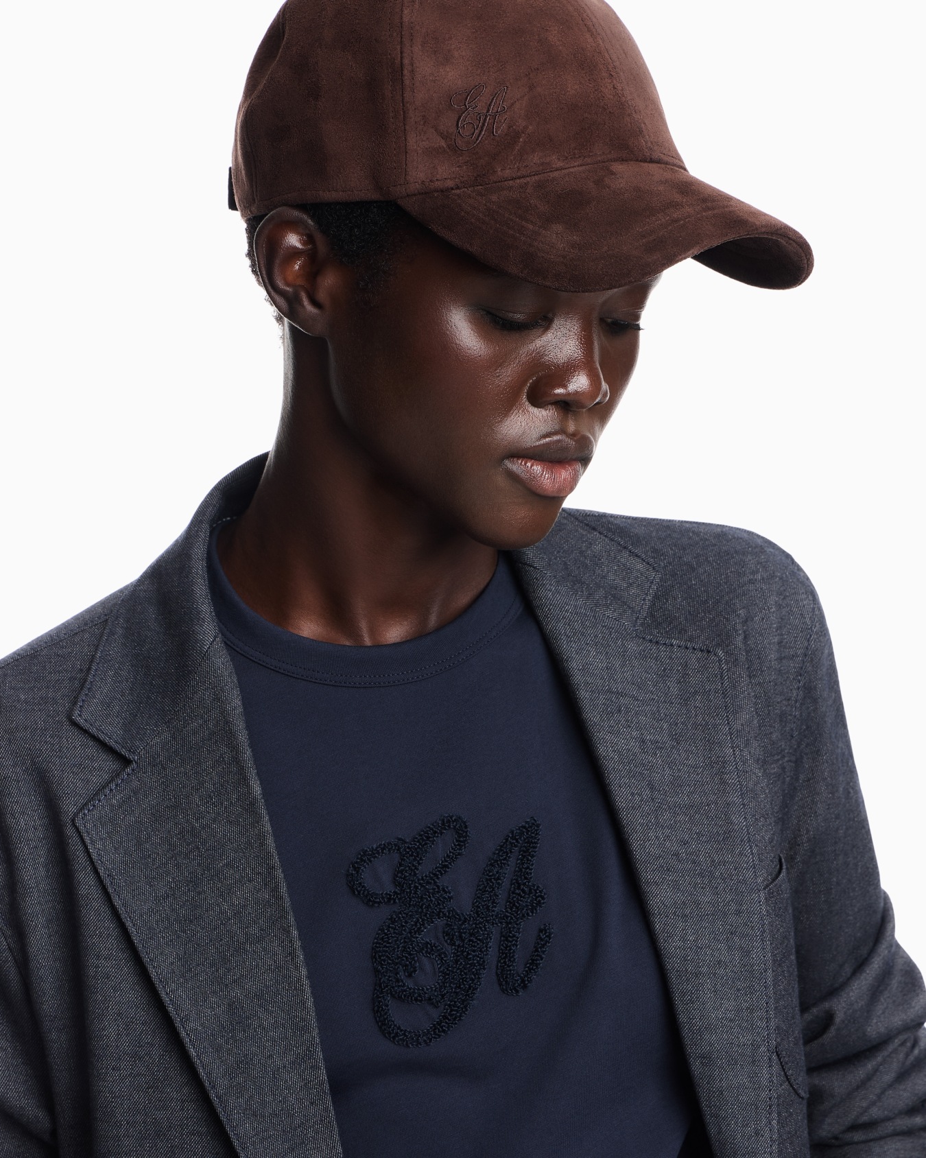 Casquette de baseball en cuir suédé à visière incurvée Diapositive 2