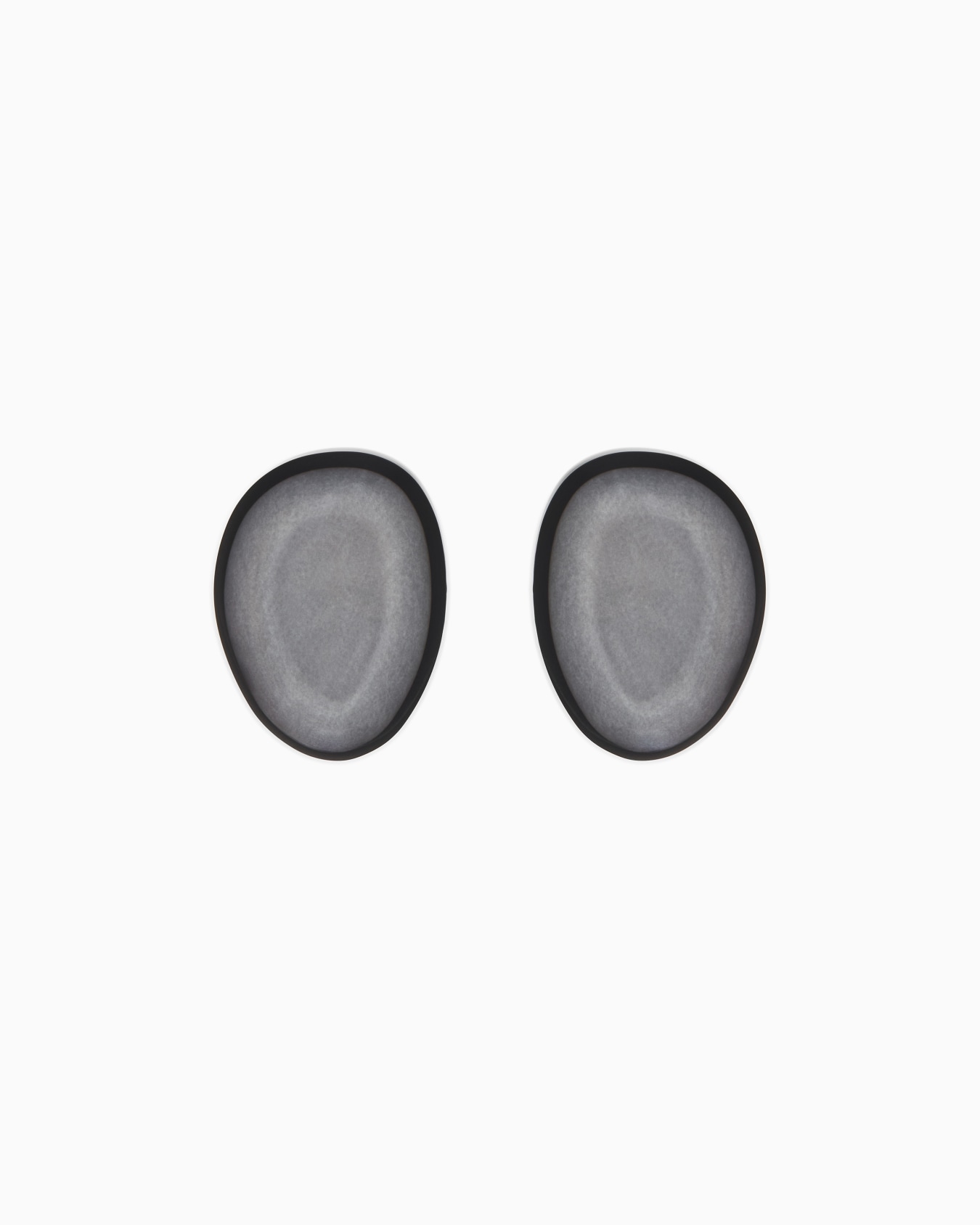 Glossy oval earrings with mirror effect Slide 0