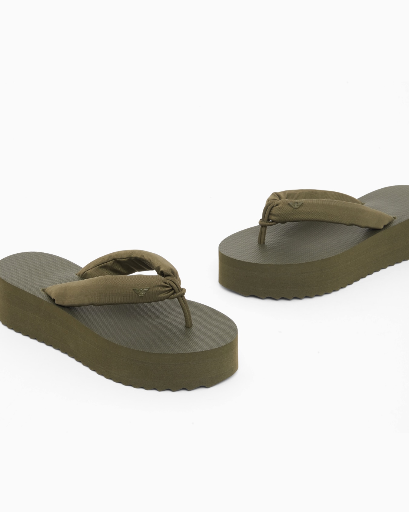 Flip-flops with rubber wedge Slide 4