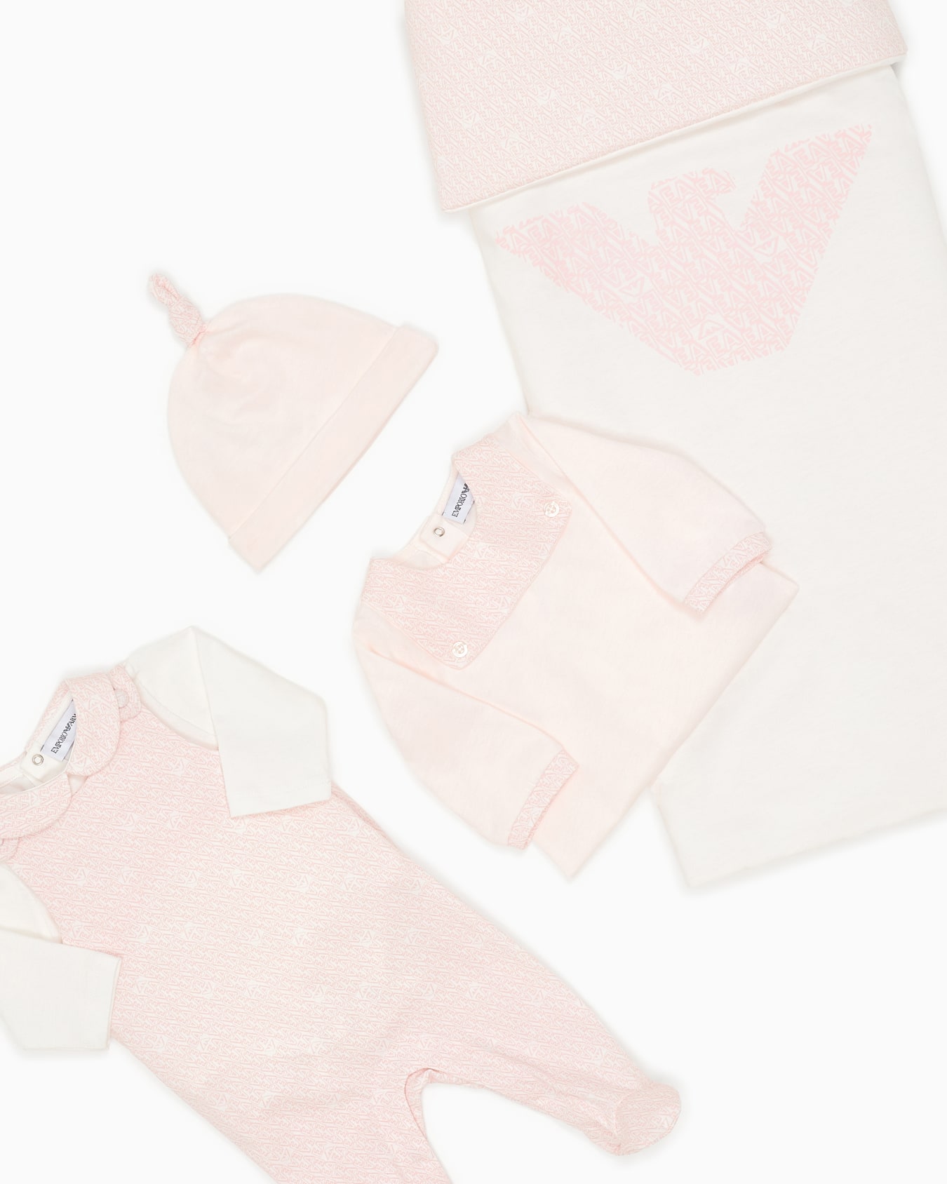 Double-sided blanket in all-over EA logo jersey Slide 3