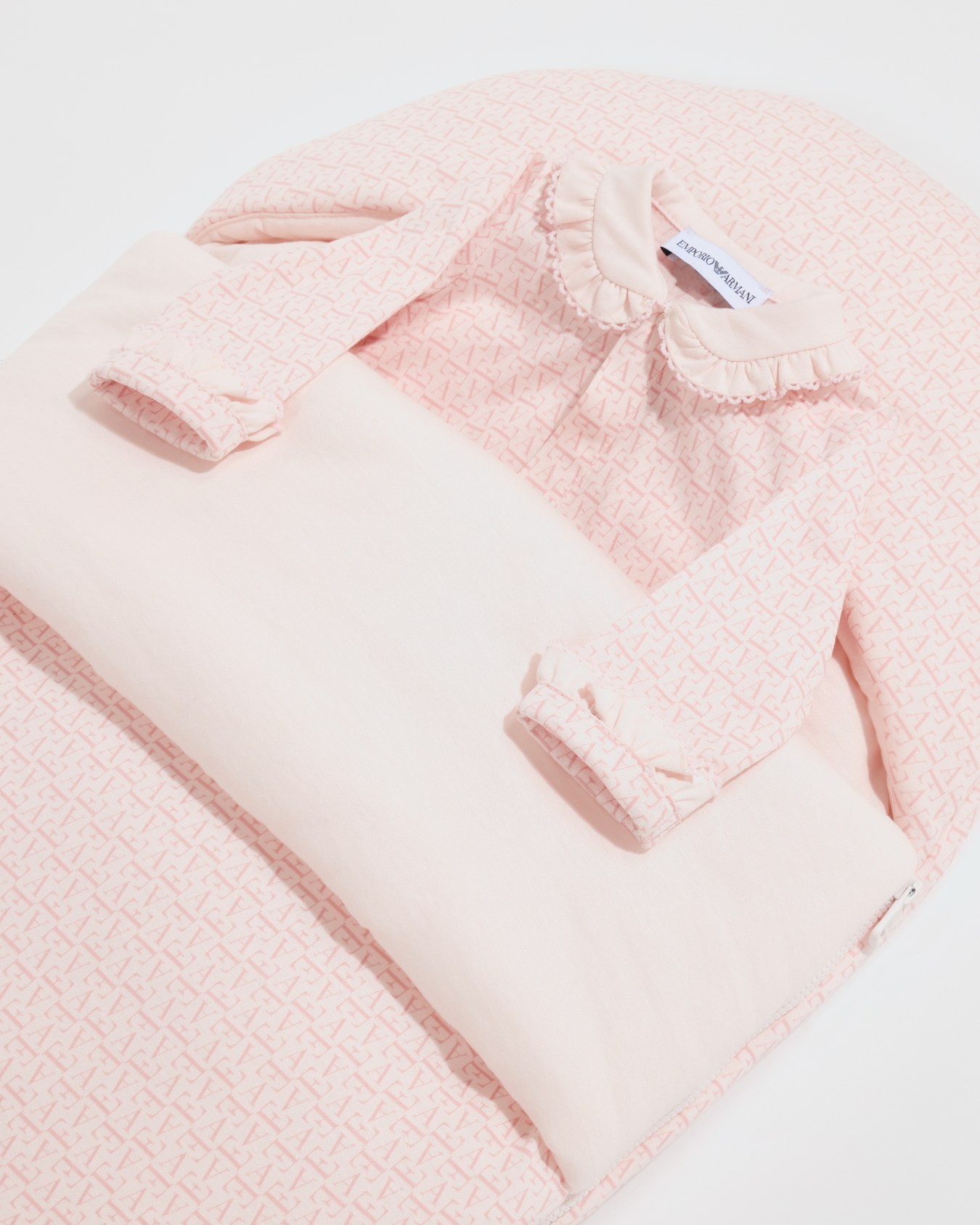Padded suit in cotton jersey with a regular fit Slide 3