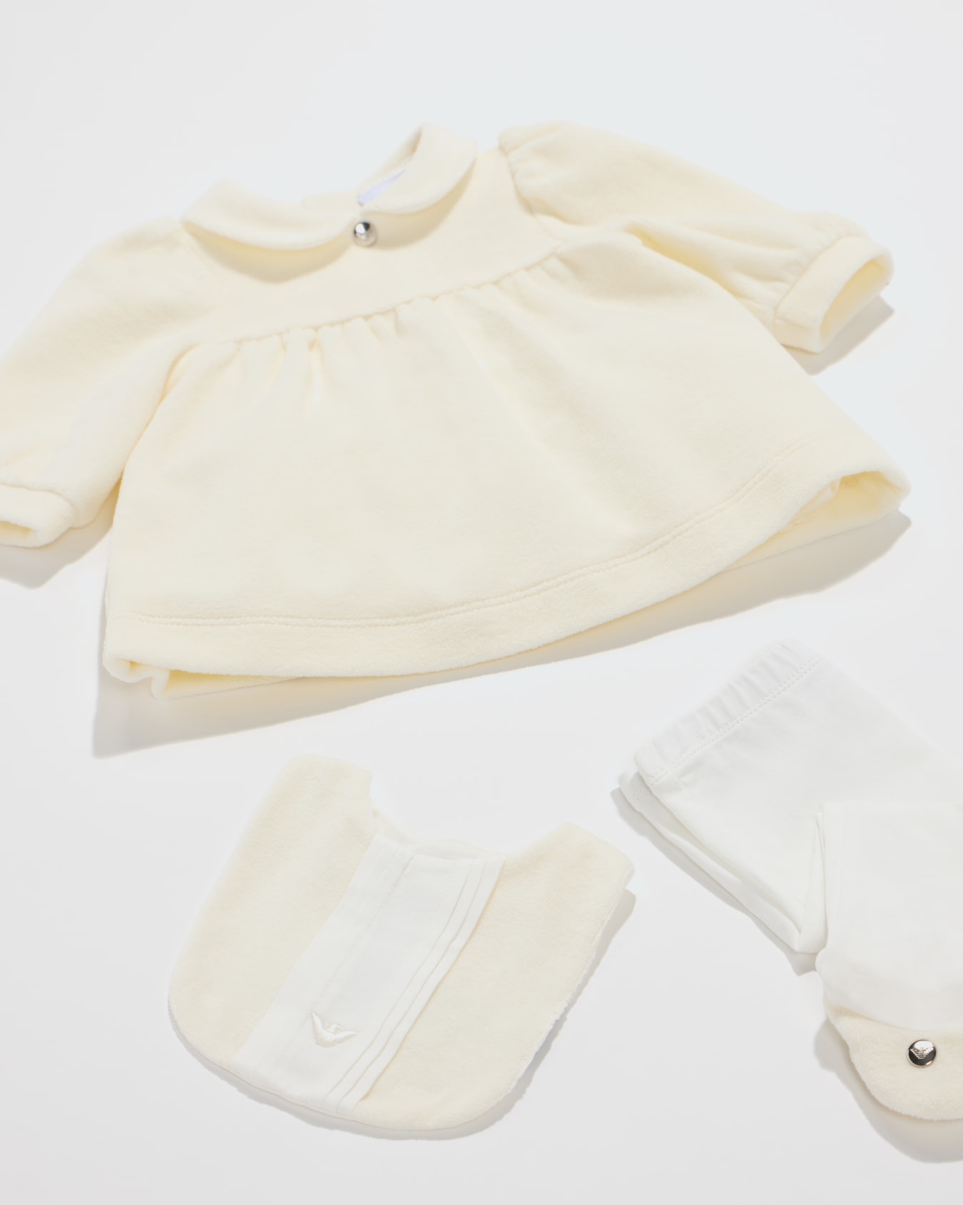 Cotton chenille jersey bib with a pleated panel and logo 슬라이드 3