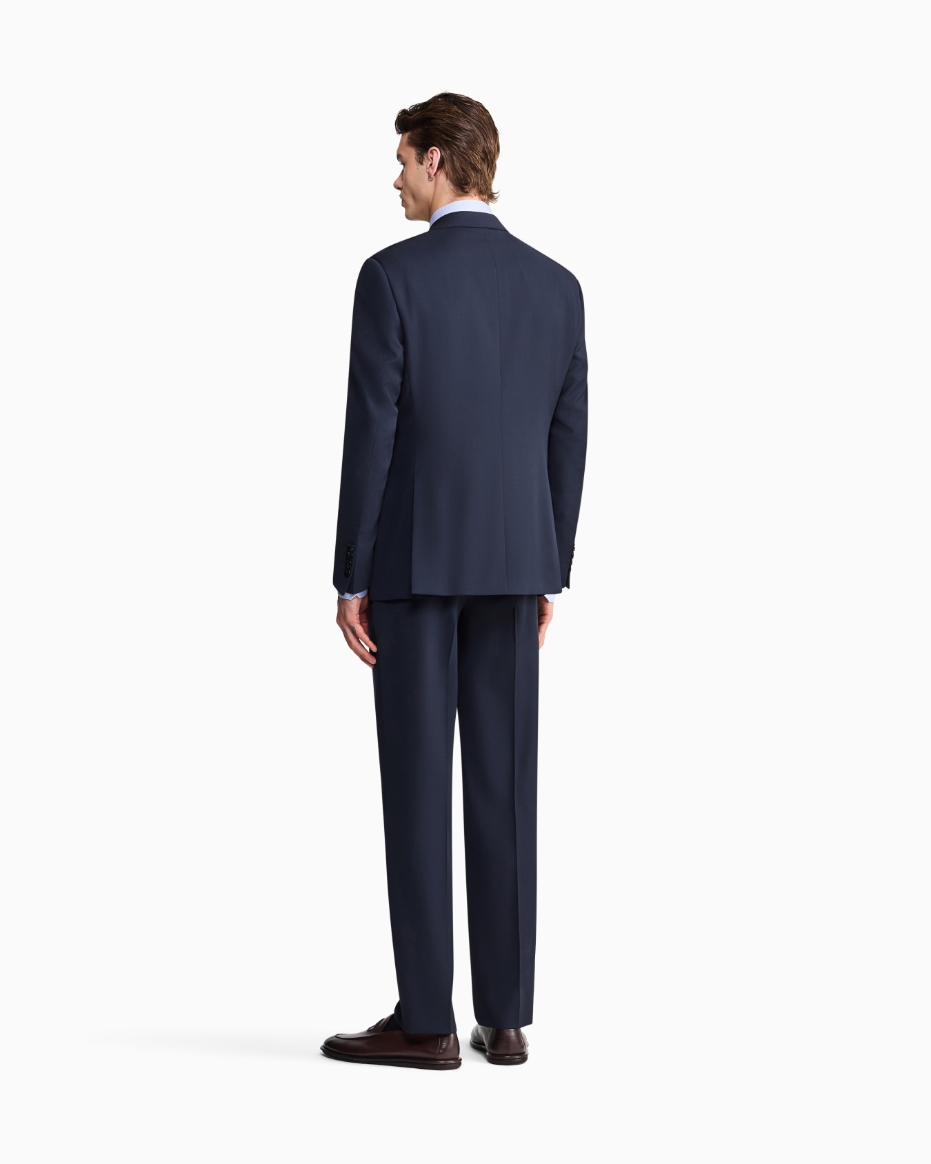 Single-breasted Soft line suit in virgin wool Slide 5