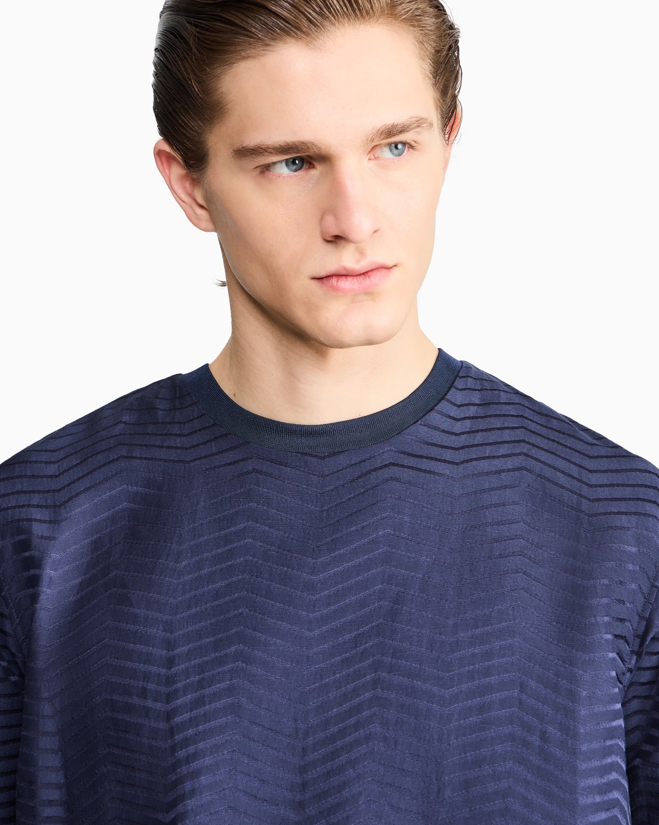 Tシャツ シルク／ビスコース グラデーションシェブロンジャカード スライドする 6