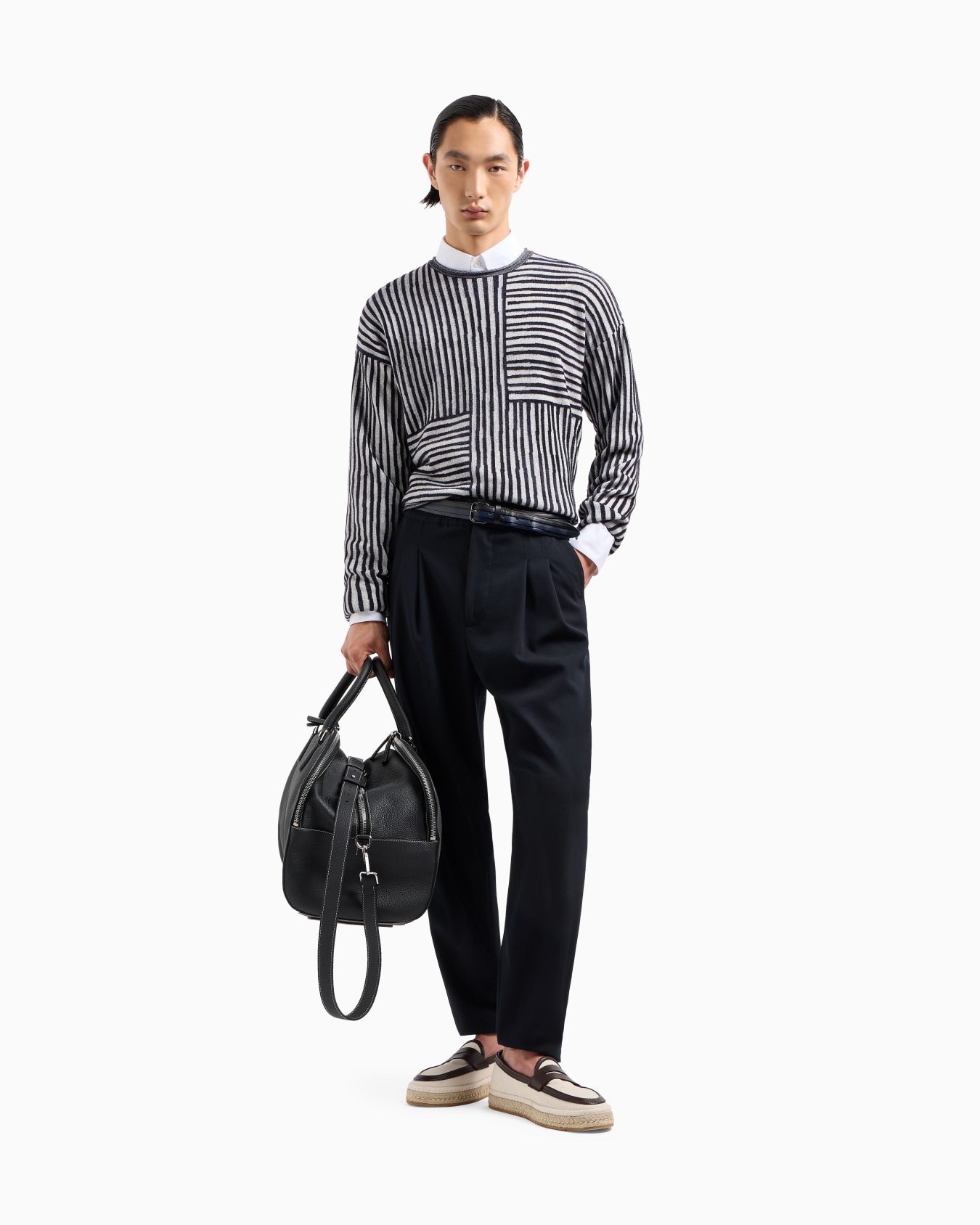 Slim-fit shirt in cotton poplin Slide 2
