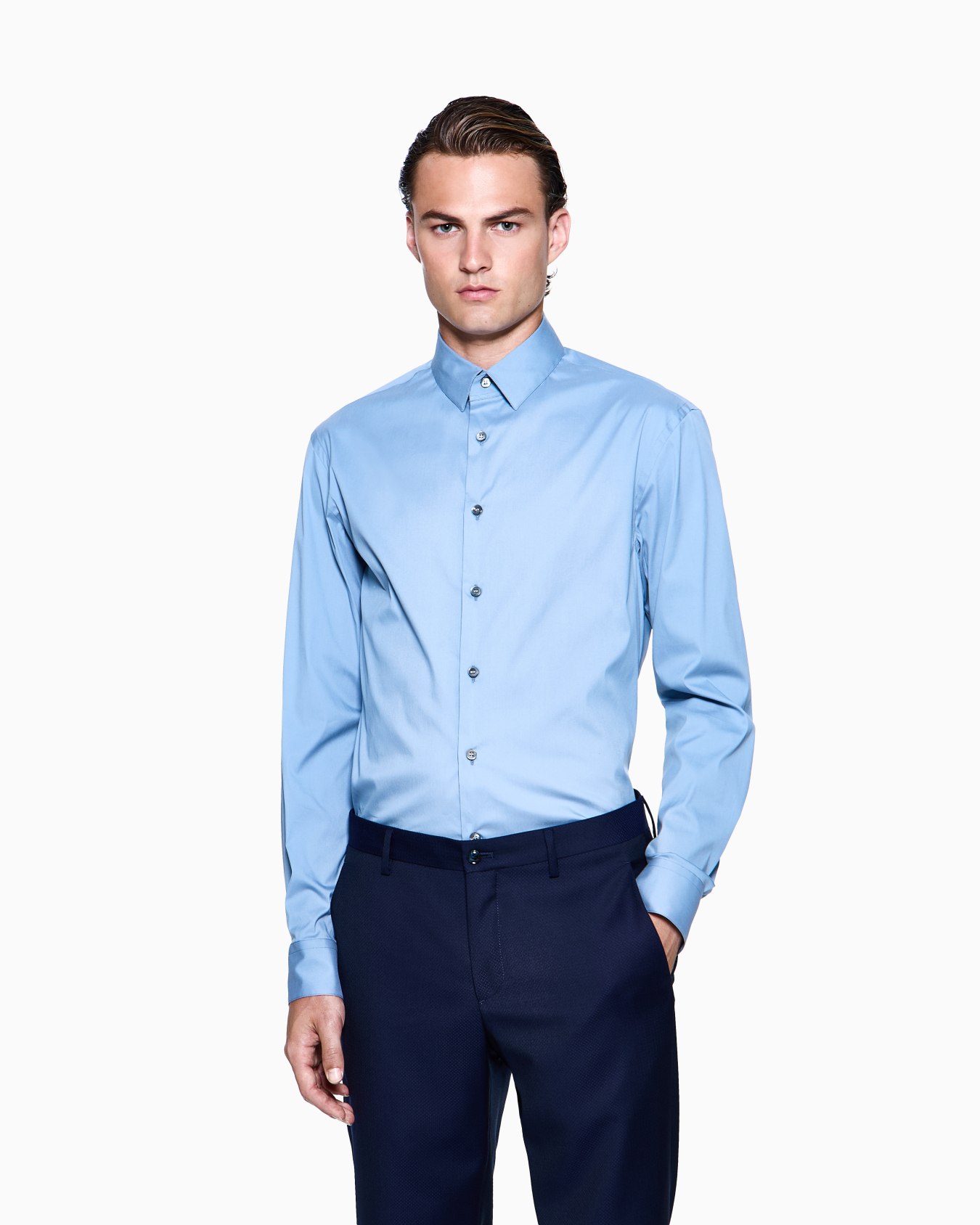 Slim-fit shirt in cotton poplin Slide 3