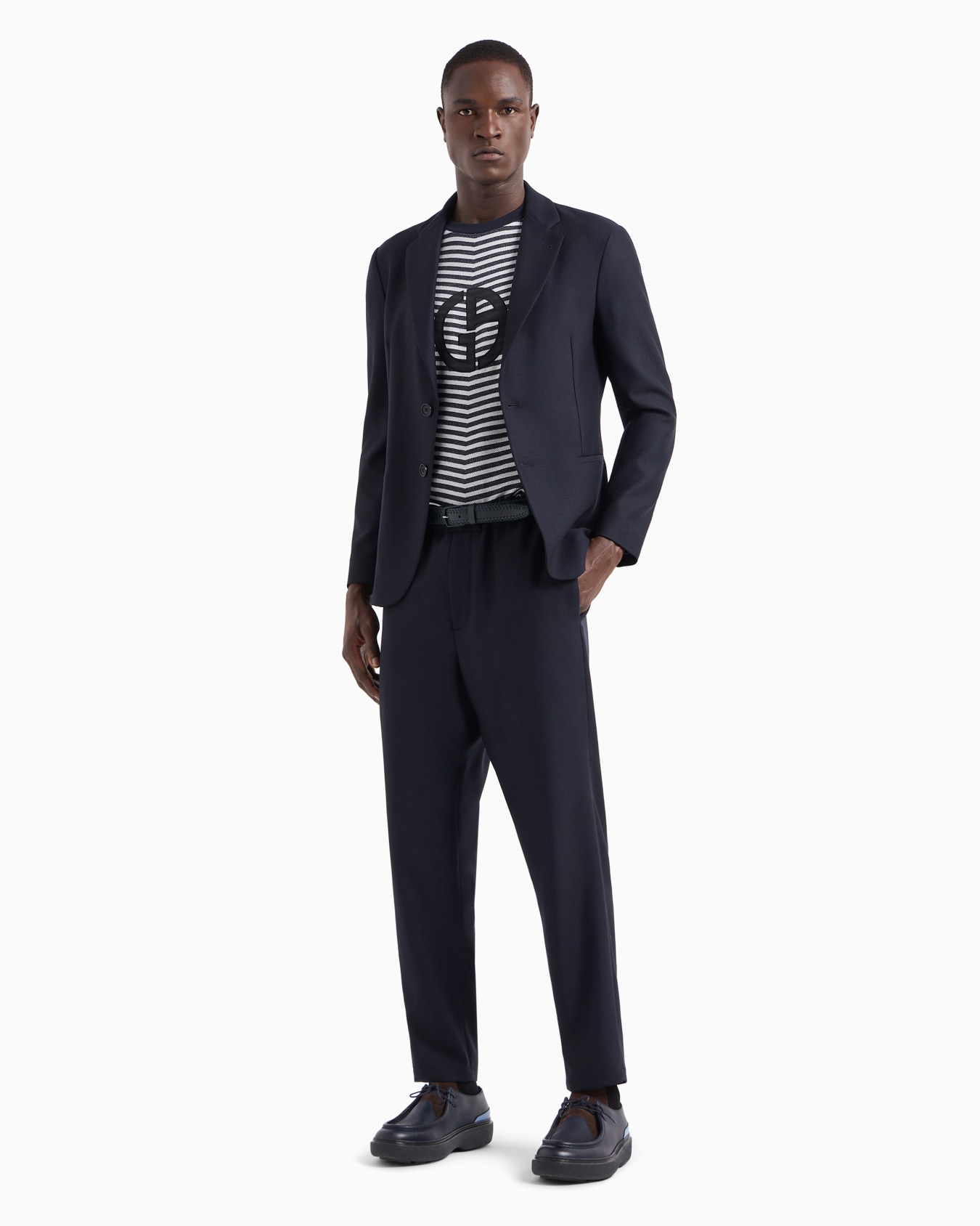Pantalon sans pince en tissu gaufré technique Diapositive 3