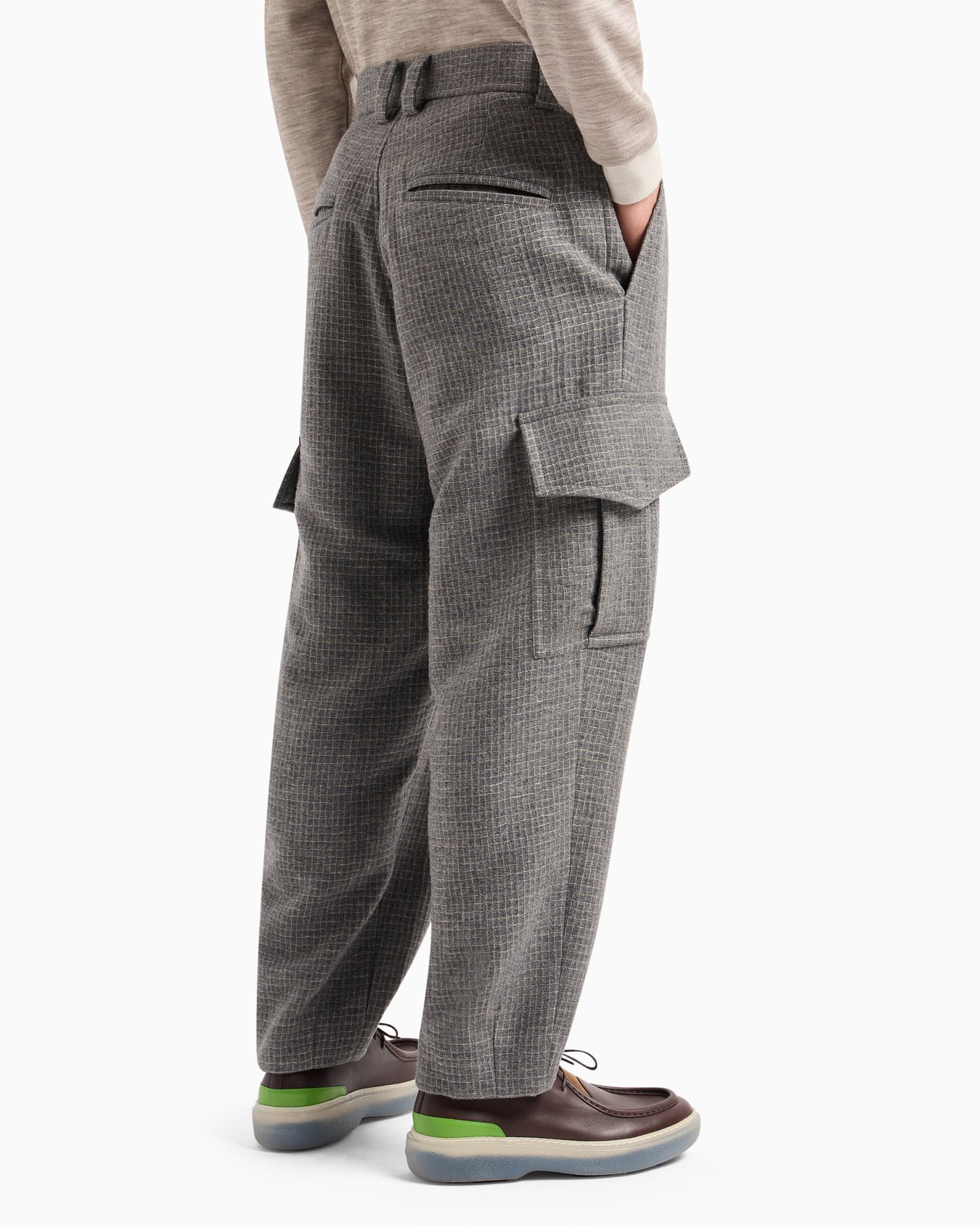 Pantalon cargo à pince simple en laine mélangée et fil métallisé Diapositive 3