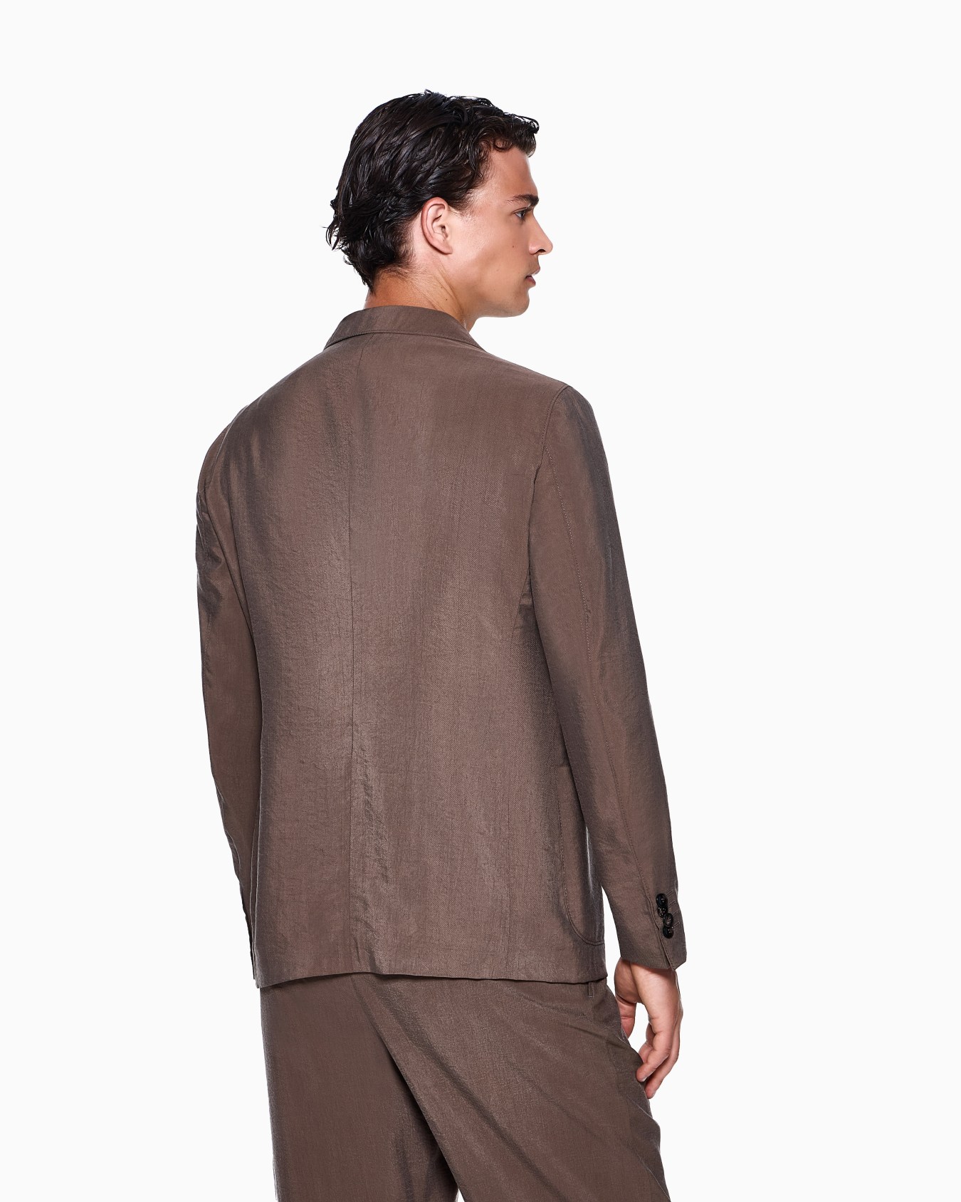 Chaqueta línea Upton de abotonadura sencilla de seda lavada Diapositiva 2