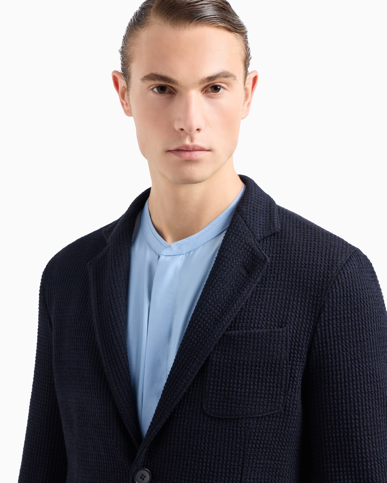 Upton line single-breasted jacket in a viscose and wool blend jersey Slide 4