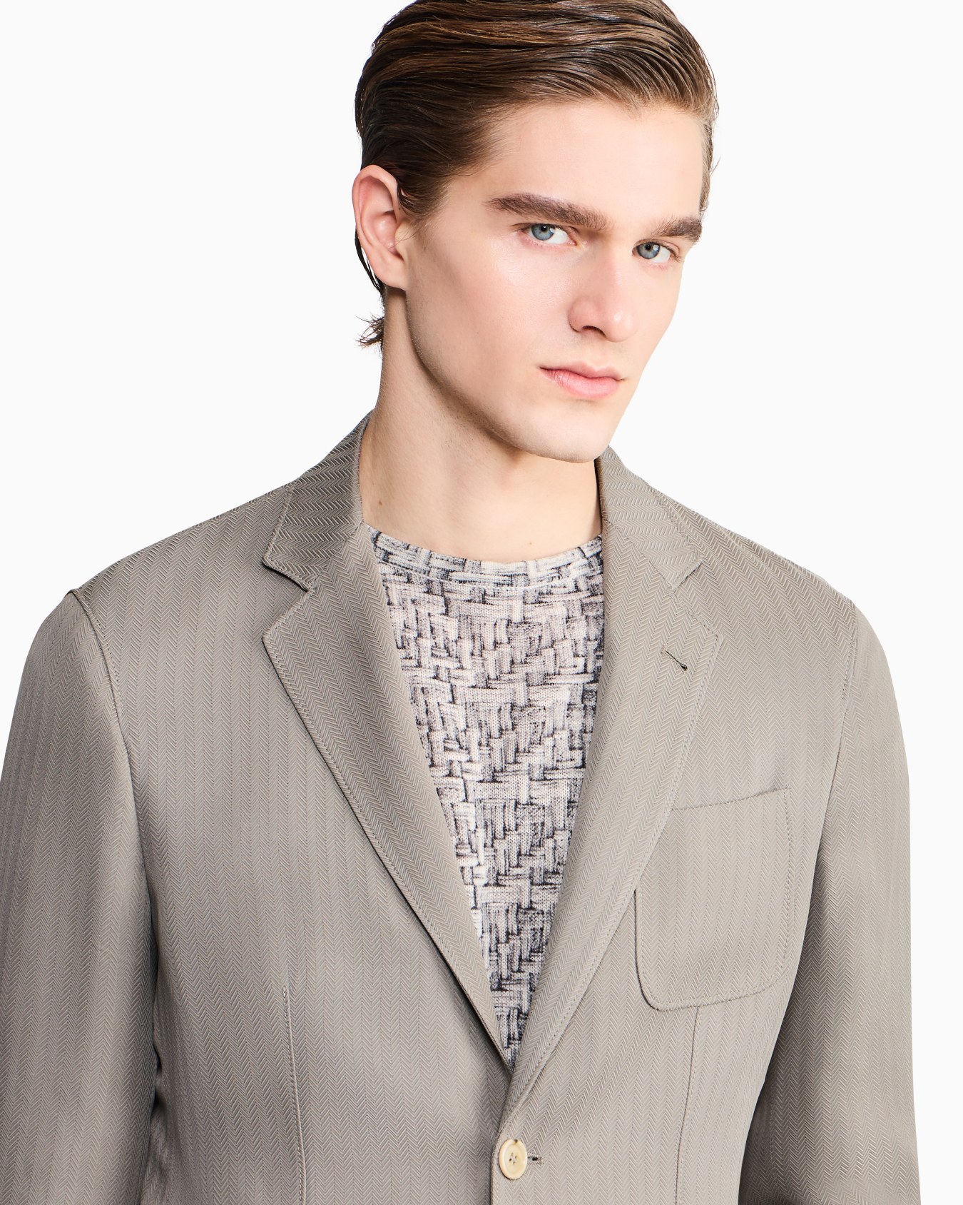 Fluid Chevron Jacket Slide 4